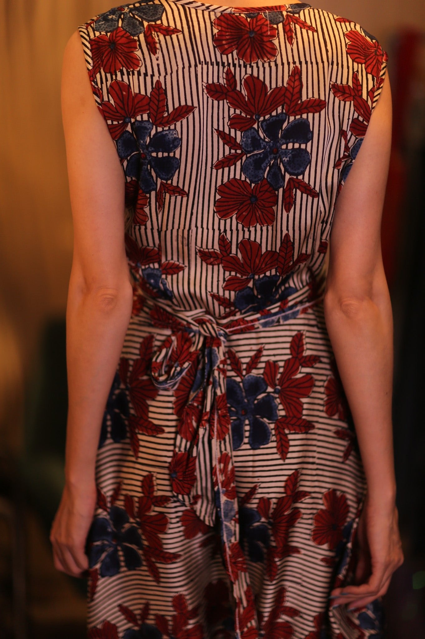 WRAP SILK GABRIELE SAIN - BANGKOK TAILOR CLOTHING STORE - HANDMADE CLOTHING