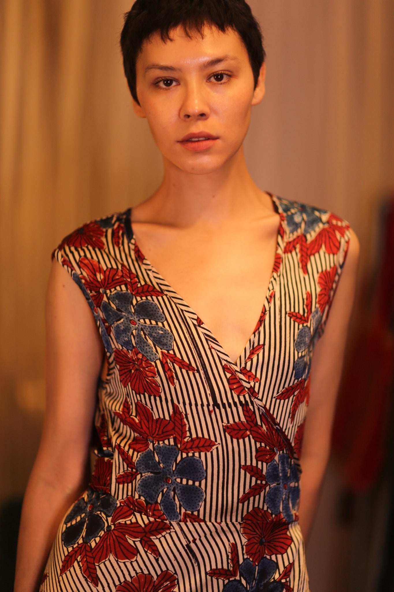 WRAP SILK GABRIELE SAIN - BANGKOK TAILOR CLOTHING STORE - HANDMADE CLOTHING