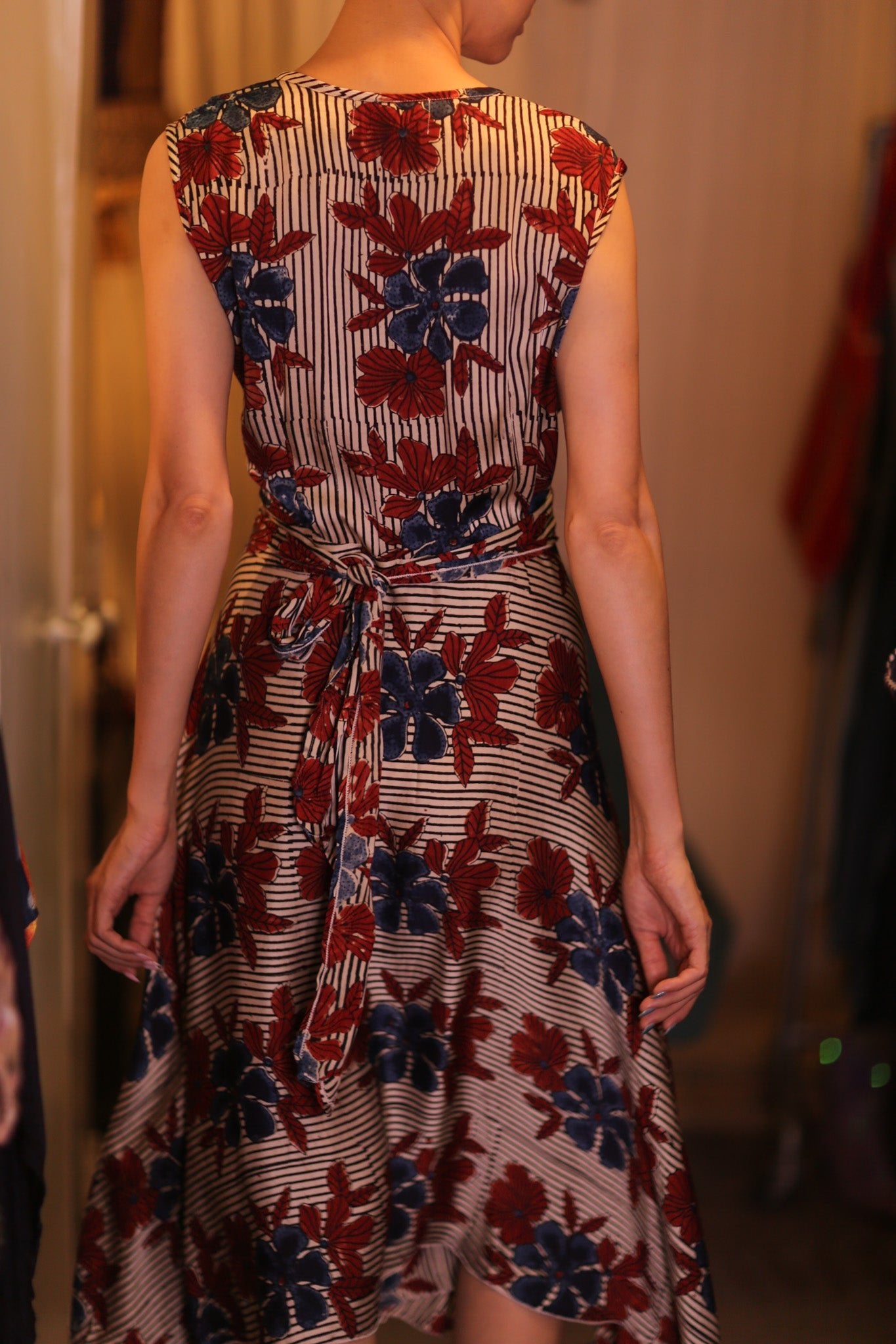 WRAP SILK GABRIELE SAIN - BANGKOK TAILOR CLOTHING STORE - HANDMADE CLOTHING