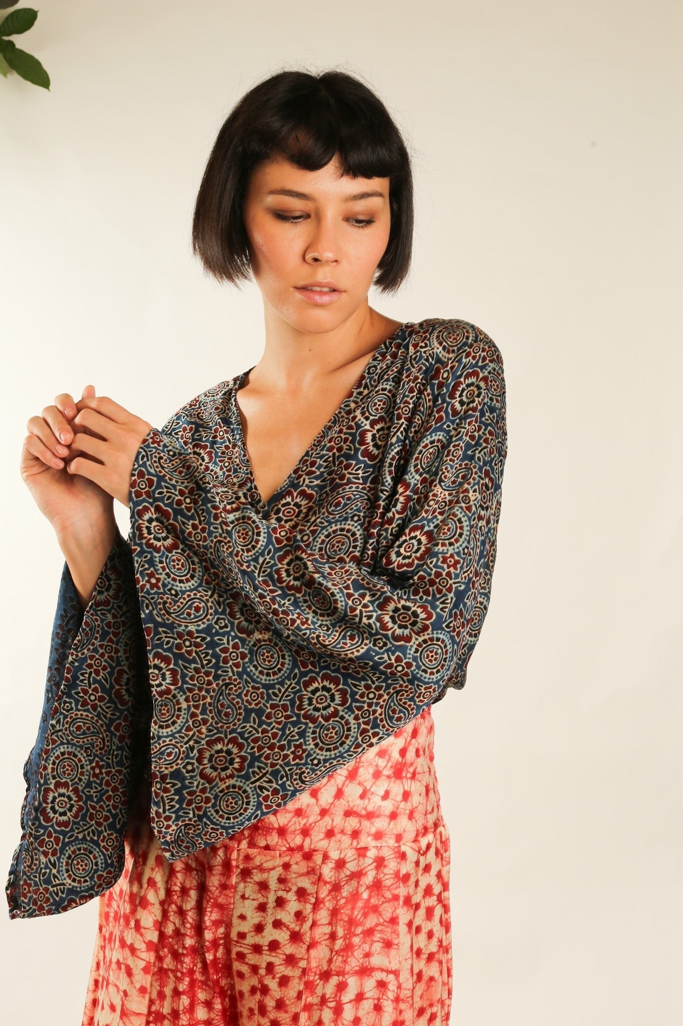 WRAP SILK TOP CELINA - BANGKOK TAILOR CLOTHING STORE - HANDMADE CLOTHING