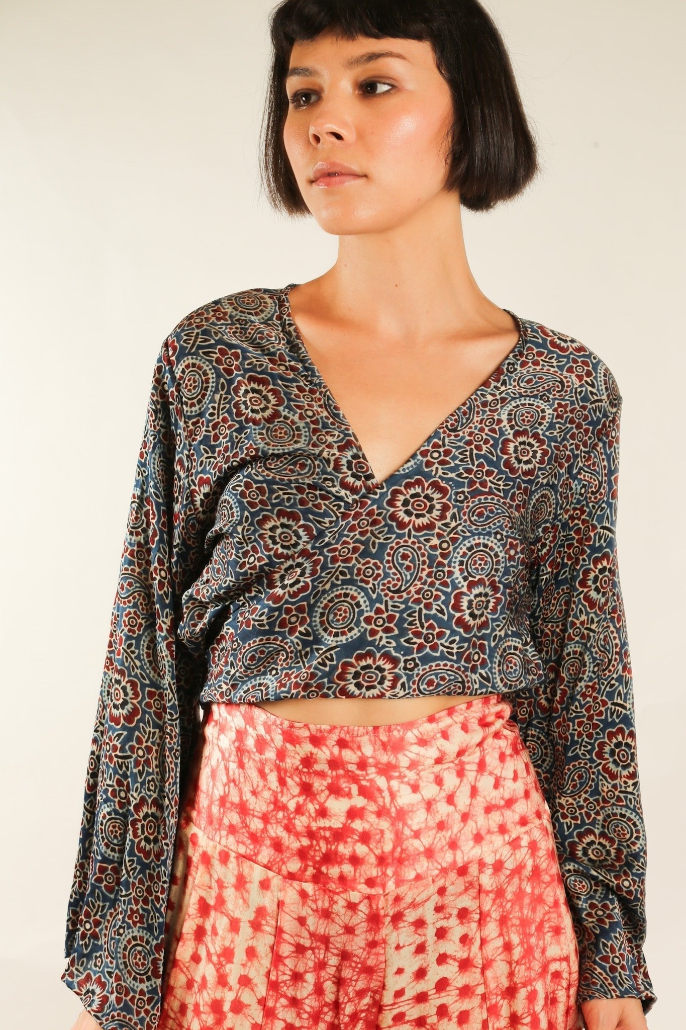 WRAP SILK TOP CELINA - BANGKOK TAILOR CLOTHING STORE - HANDMADE CLOTHING