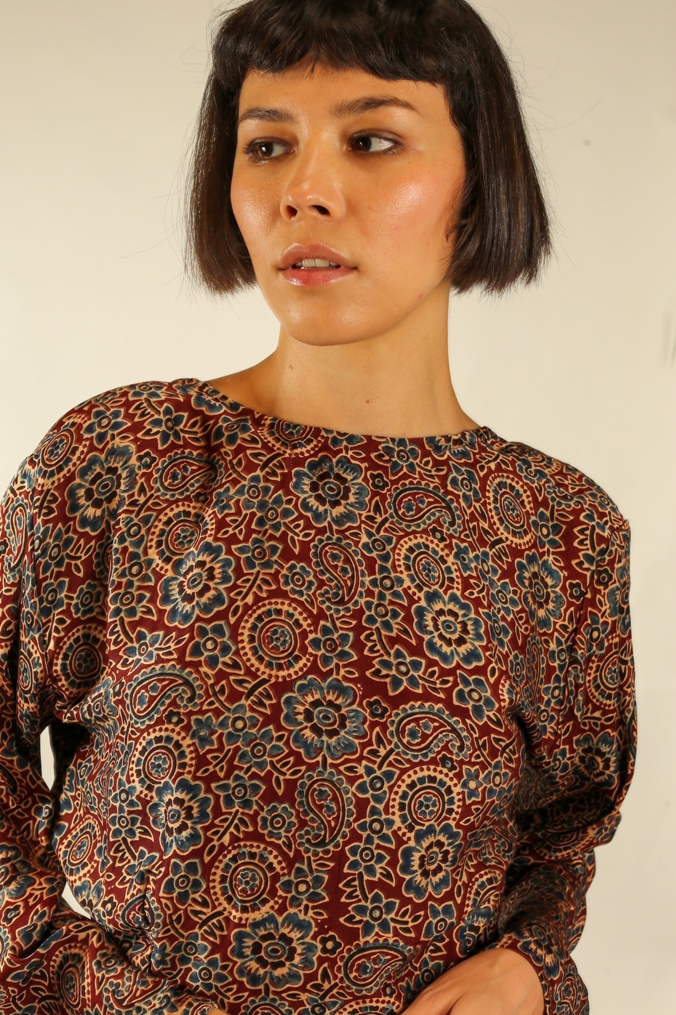 WRAP TOP SILK BLOCK PRINT CELINA - BANGKOK TAILOR CLOTHING STORE - HANDMADE CLOTHING