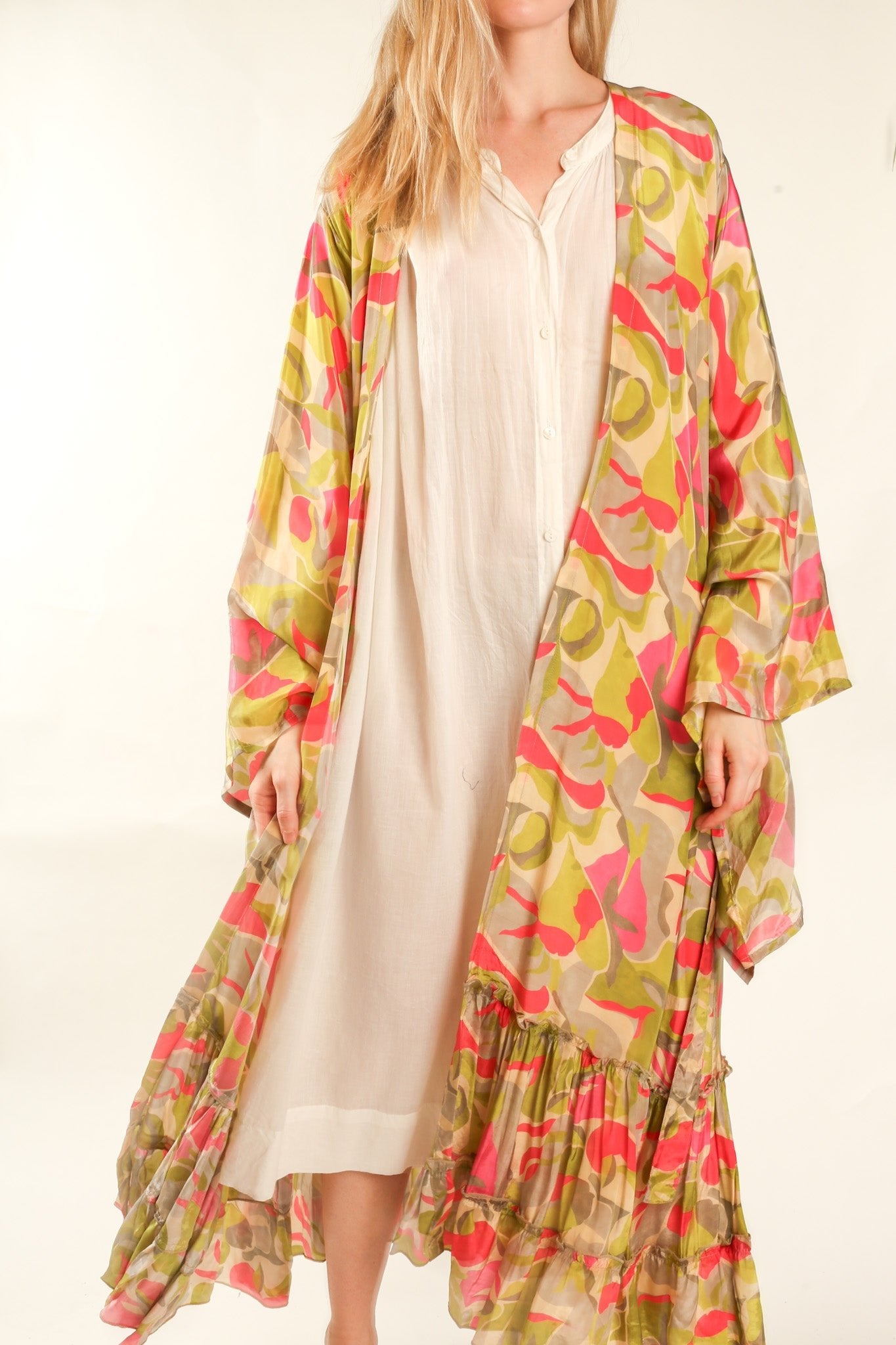 XL SILK KIMONO ADELLA - BANGKOK TAILOR CLOTHING STORE - HANDMADE CLOTHING