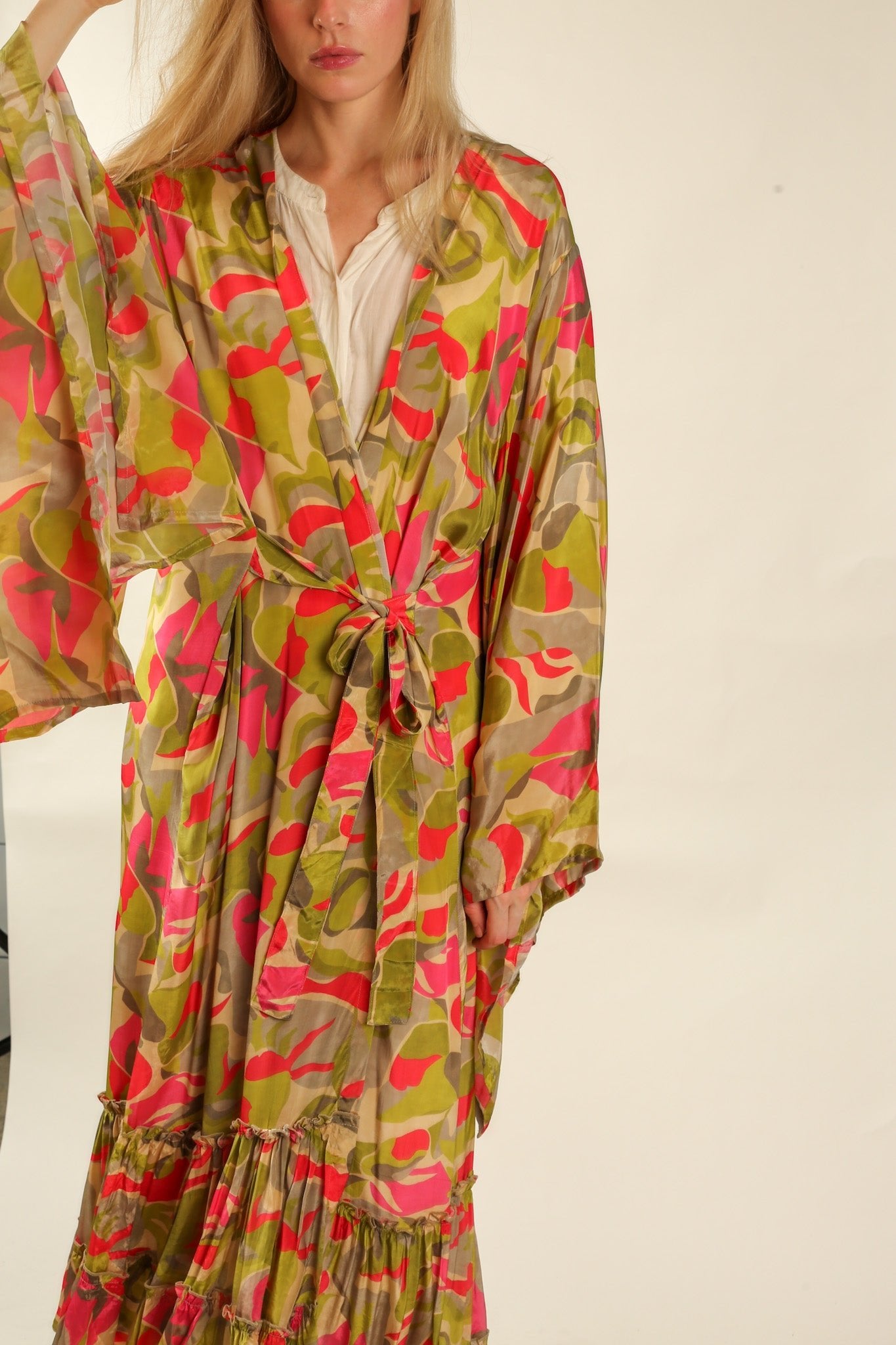 XL SILK KIMONO ADELLA - BANGKOK TAILOR CLOTHING STORE - HANDMADE CLOTHING