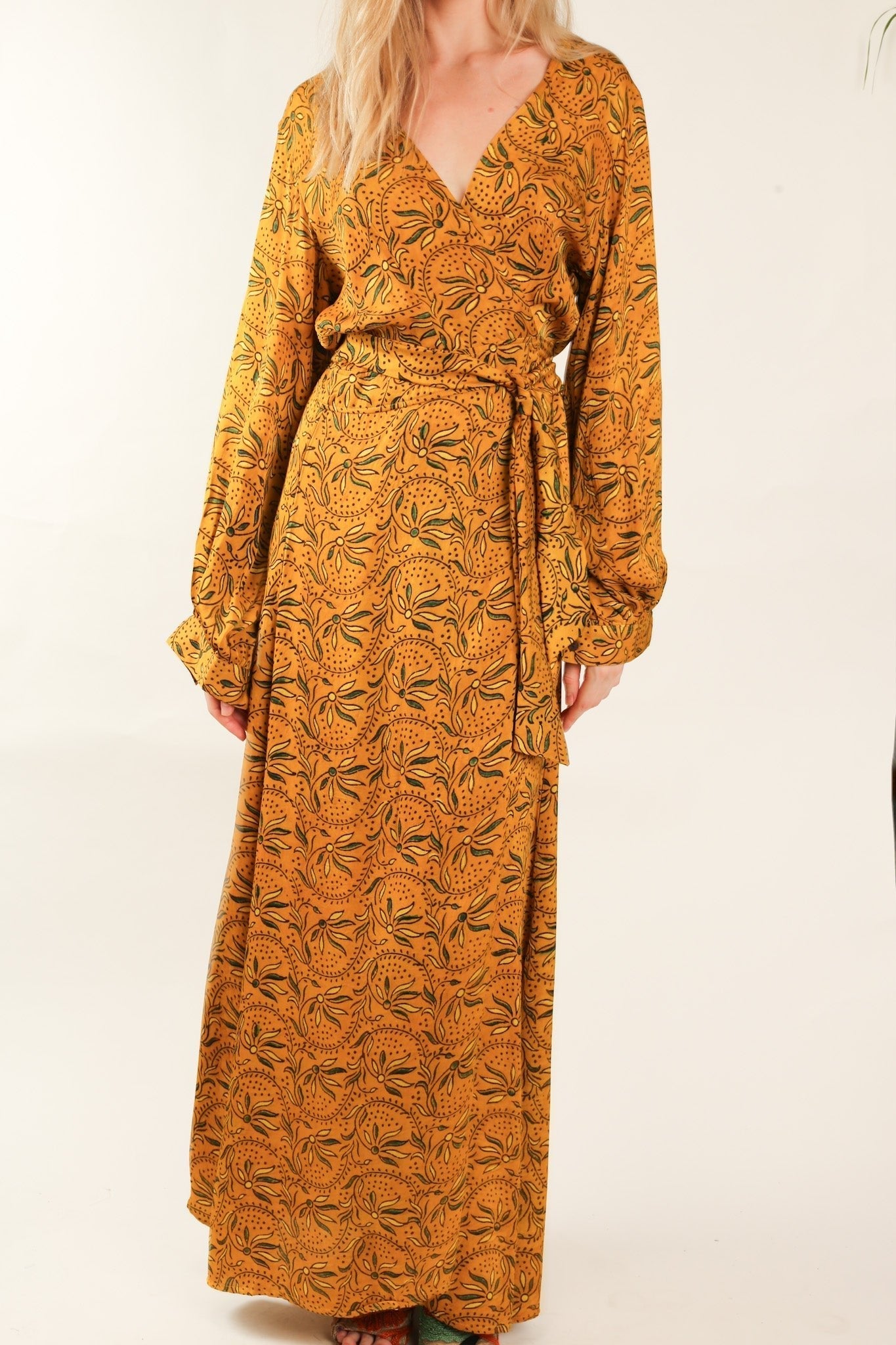 YELLOW SILK WRAP DRESS LOTIZIA - BANGKOK TAILOR CLOTHING STORE - HANDMADE CLOTHING