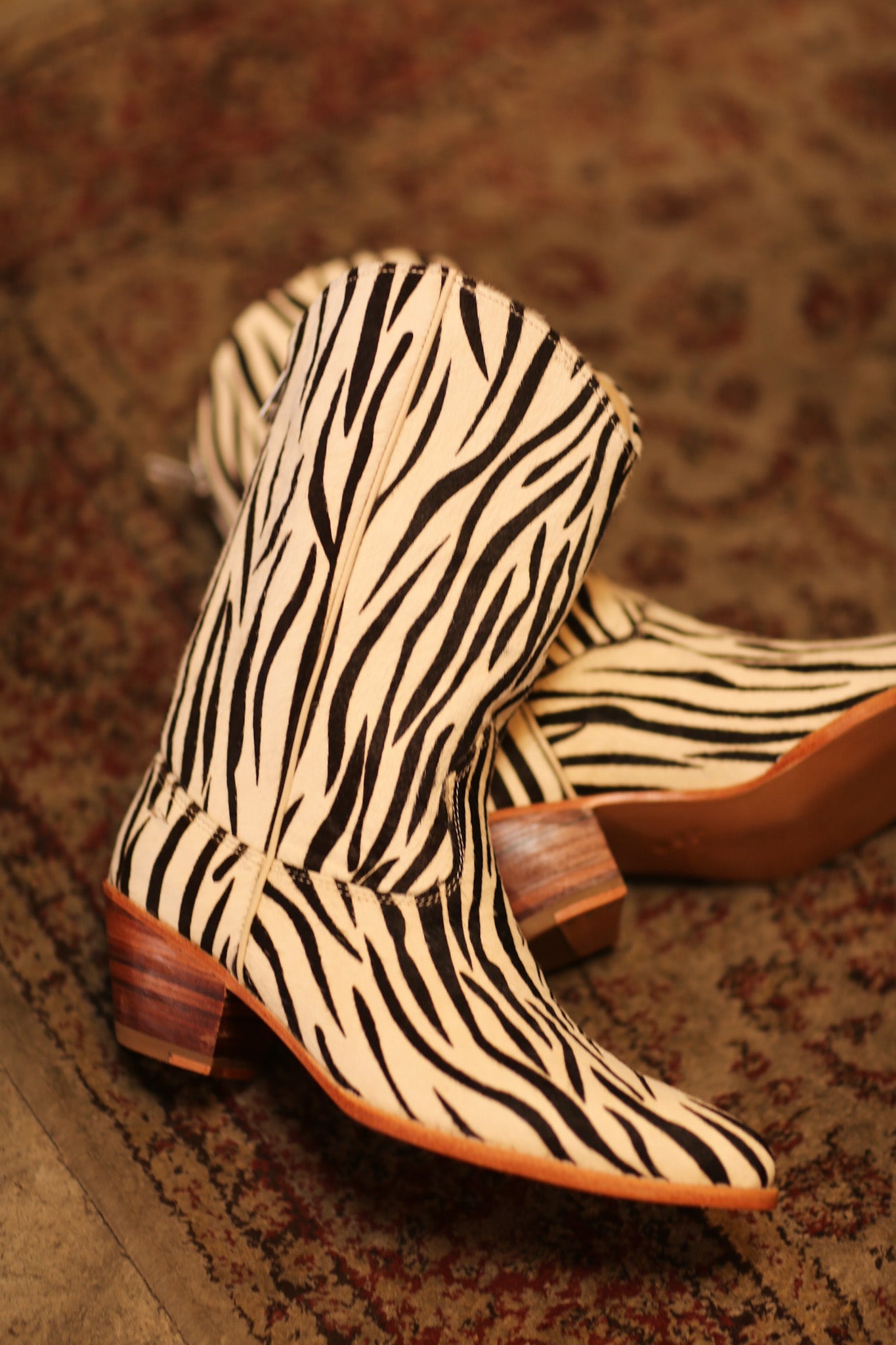 ZEBRA WESTERN BOOTS MILA - BANGKOK TAILOR CLOTHING STORE - HANDMADE CLOTHING