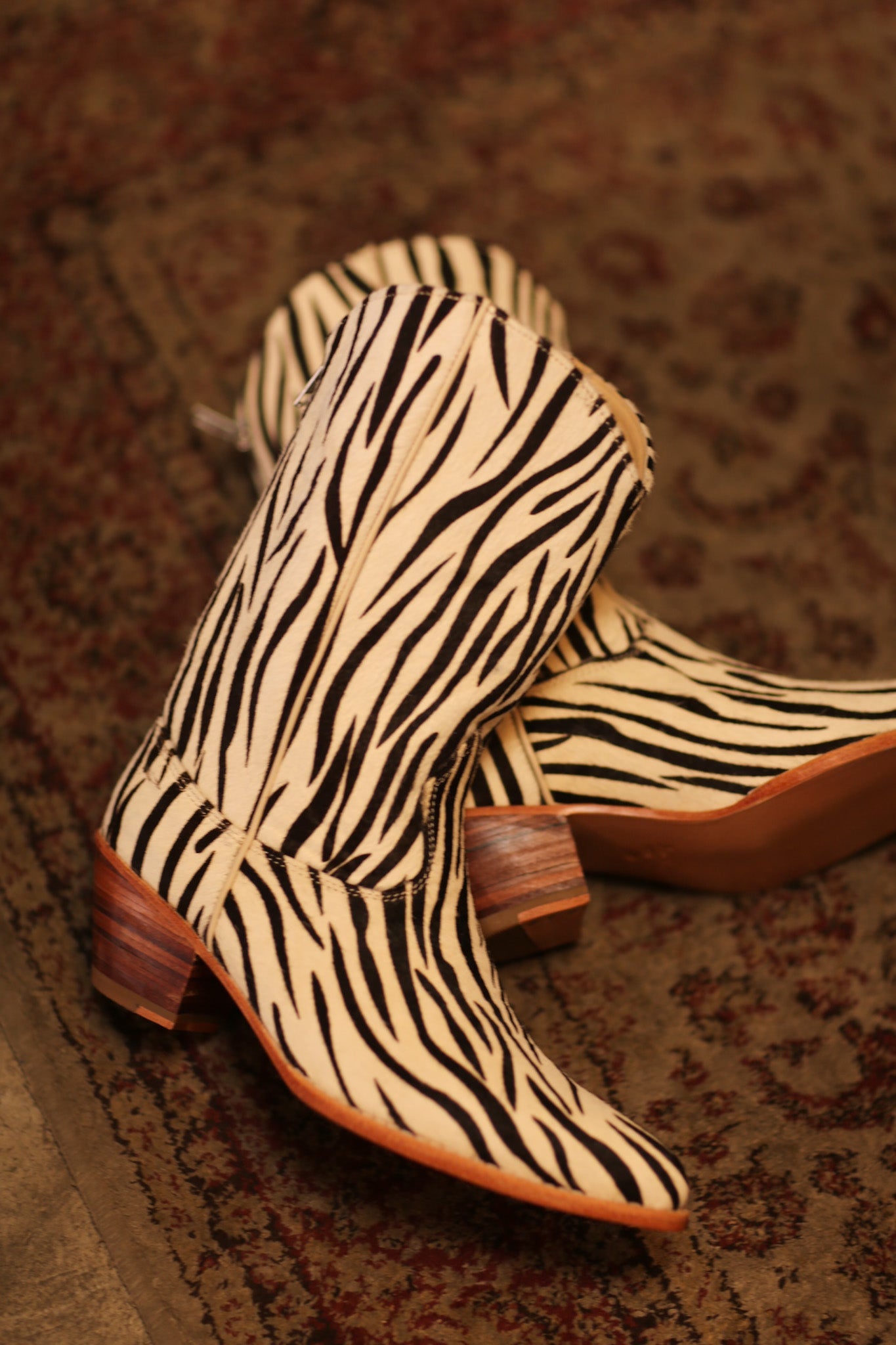 ZEBRA WESTERN BOOTS MILA - BANGKOK TAILOR CLOTHING STORE - HANDMADE CLOTHING