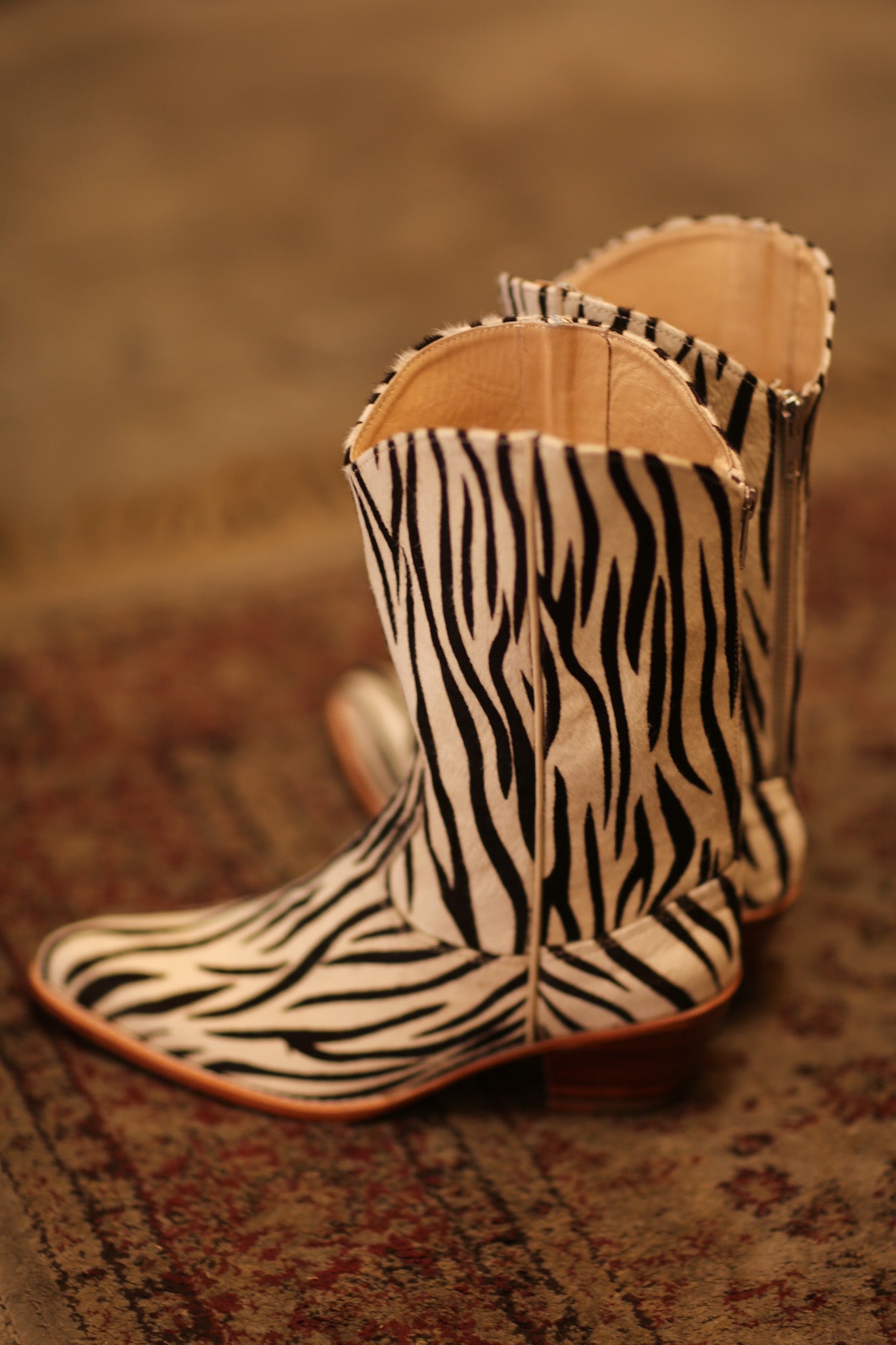 ZEBRA WESTERN BOOTS MILA - BANGKOK TAILOR CLOTHING STORE - HANDMADE CLOTHING