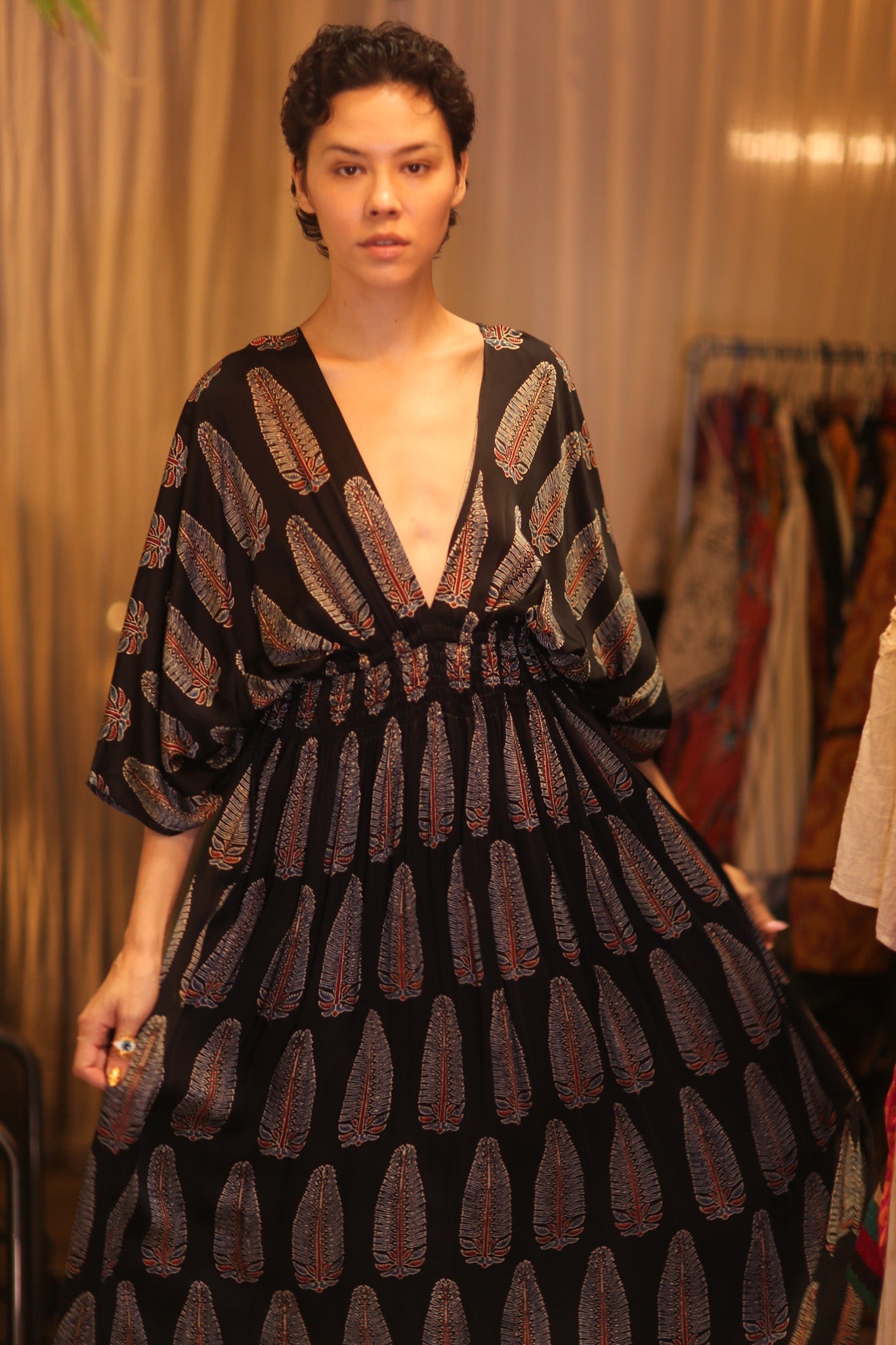 ZURI SILK DRESS DIN - BANGKOK TAILOR CLOTHING STORE - HANDMADE CLOTHING