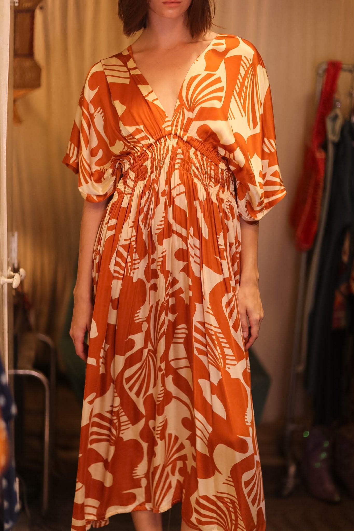 ZURI SILK DRESS SIESER - BANGKOK TAILOR CLOTHING STORE - HANDMADE CLOTHING