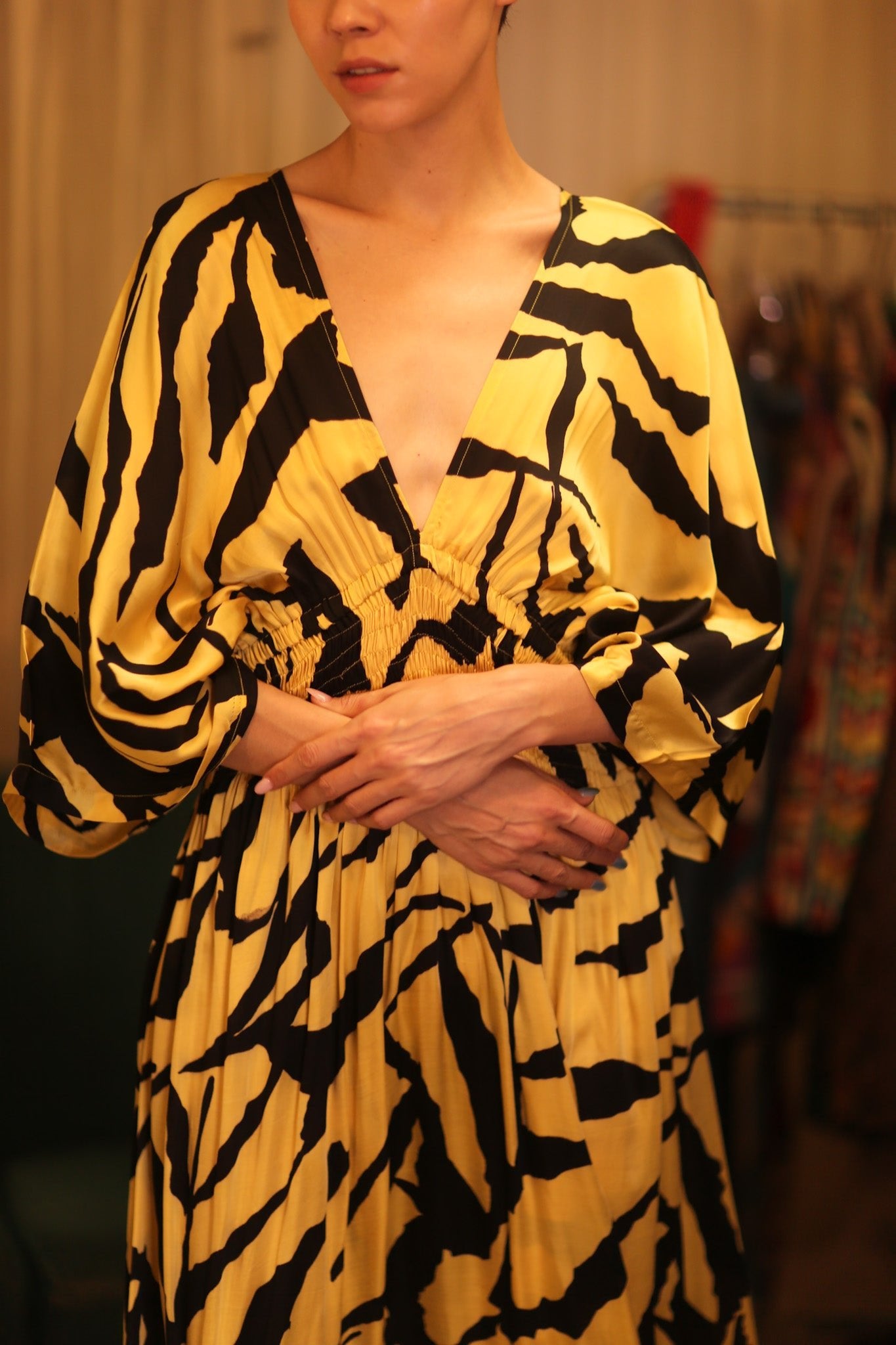 ZURI SILK DRESS WARNET - BANGKOK TAILOR CLOTHING STORE - HANDMADE CLOTHING