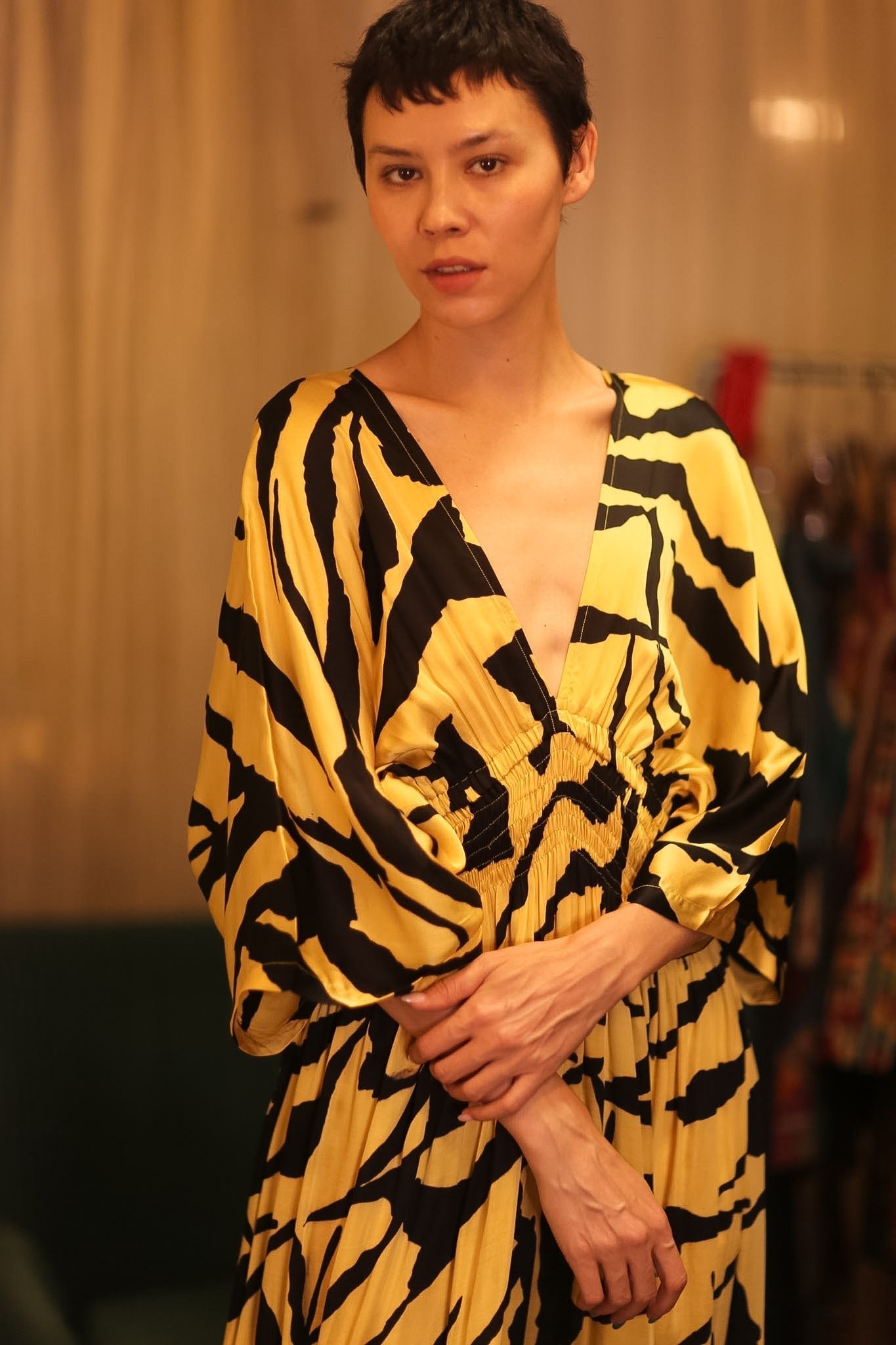 ZURI SILK DRESS WARNET - BANGKOK TAILOR CLOTHING STORE - HANDMADE CLOTHING