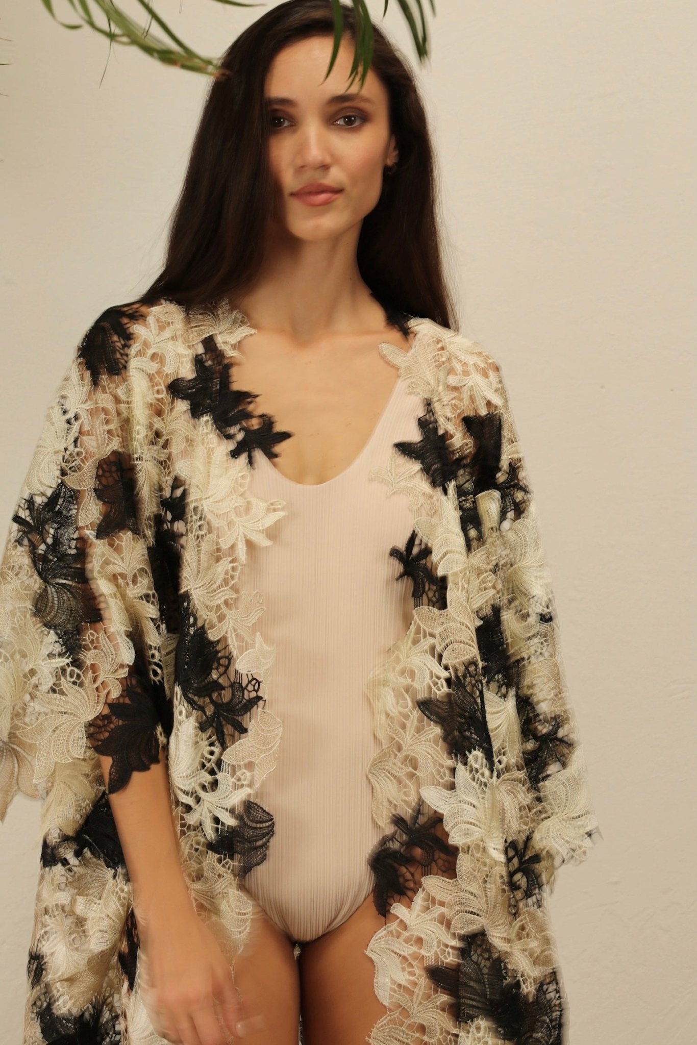 ACANTHA FLOWER LACE KIMONO - BANGKOK TAILOR CLOTHING STORE - HANDMADE CLOTHING