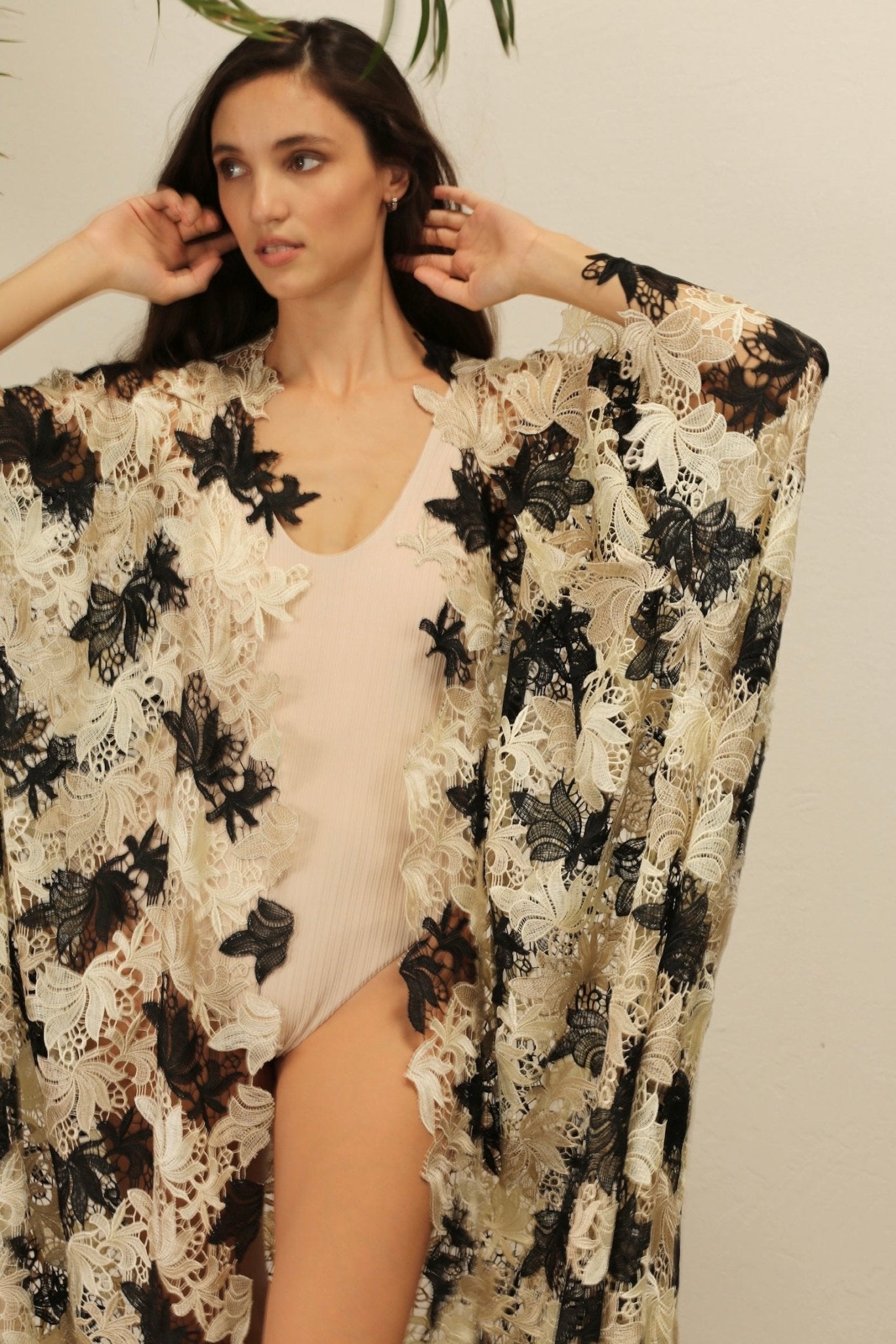 ACANTHA FLOWER LACE KIMONO - BANGKOK TAILOR CLOTHING STORE - HANDMADE CLOTHING