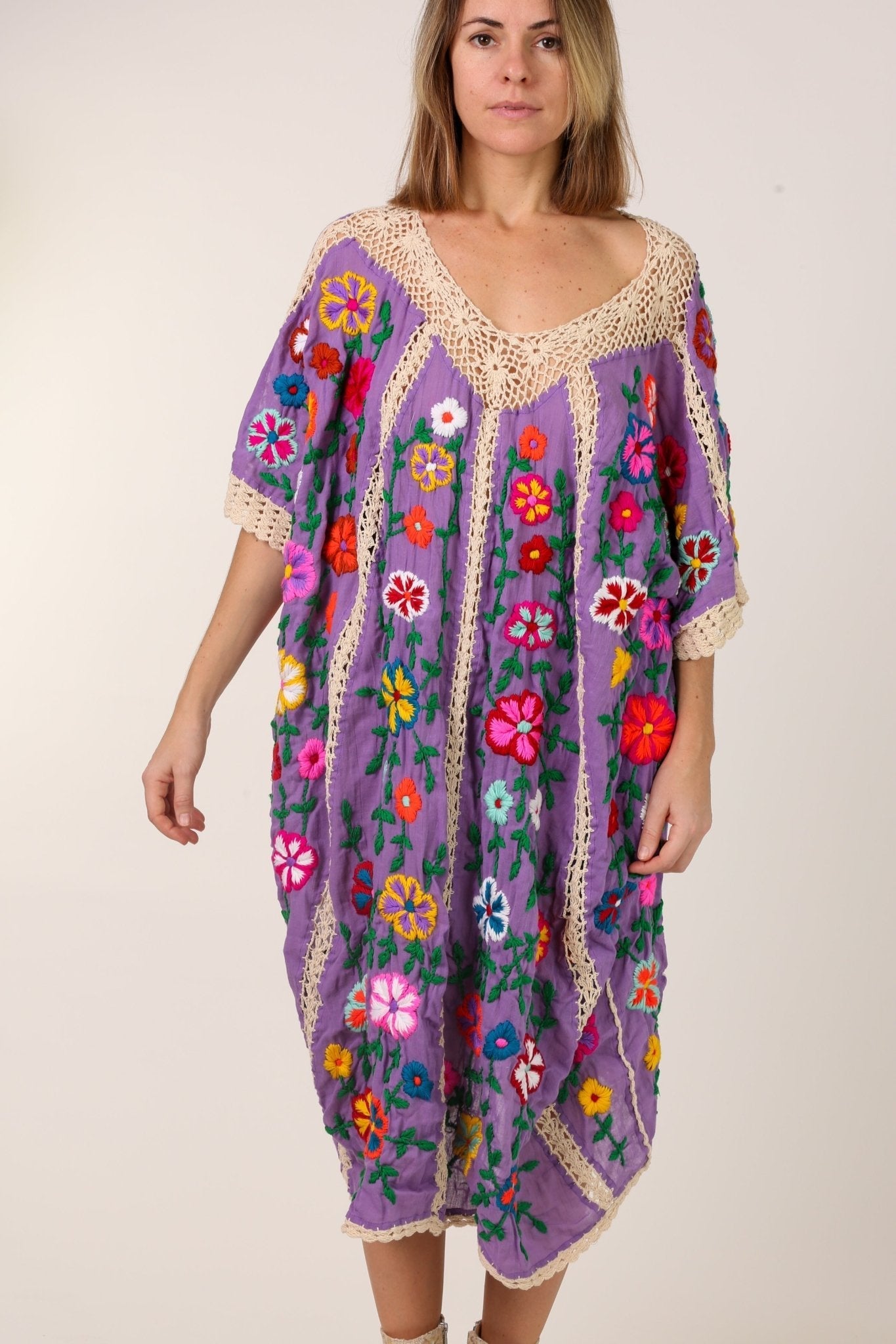 BELLA FLOR CROCHET KAFTAN - BANGKOK TAILOR CLOTHING STORE - HANDMADE CLOTHING