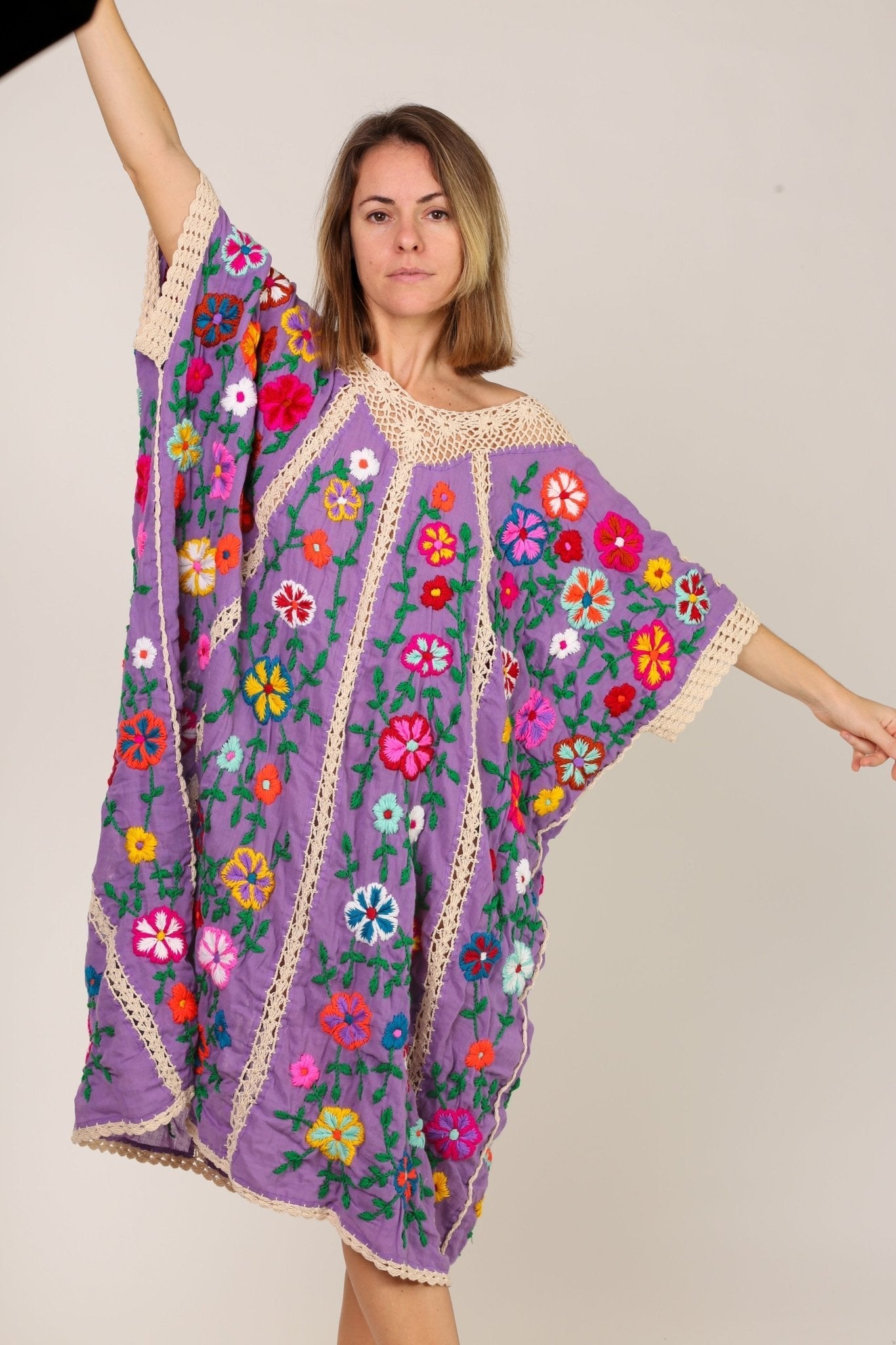 BELLA FLOR CROCHET KAFTAN - BANGKOK TAILOR CLOTHING STORE - HANDMADE CLOTHING