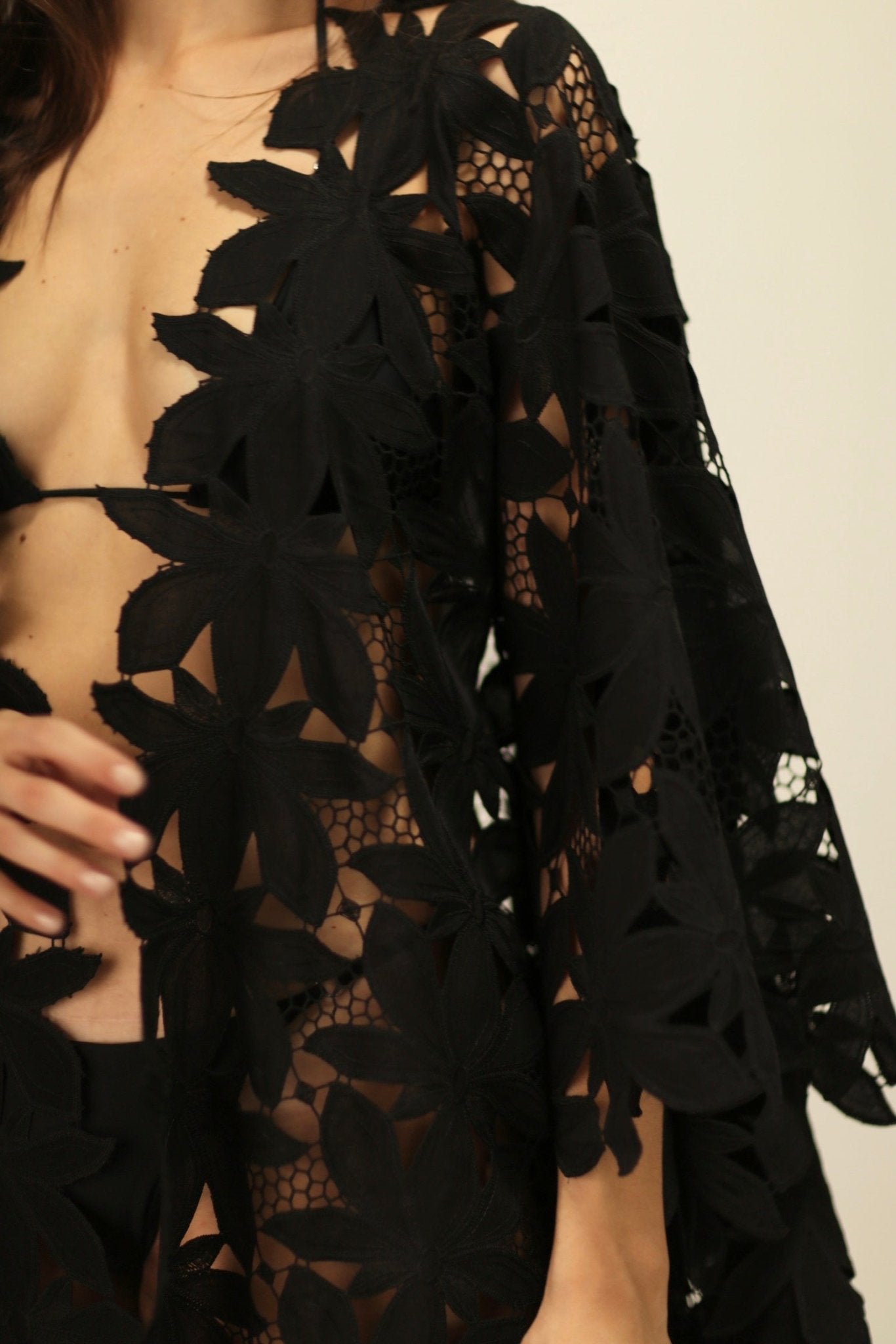 BLACK COTON LACE FLOWER KIMONO - BANGKOK TAILOR CLOTHING STORE - HANDMADE CLOTHING