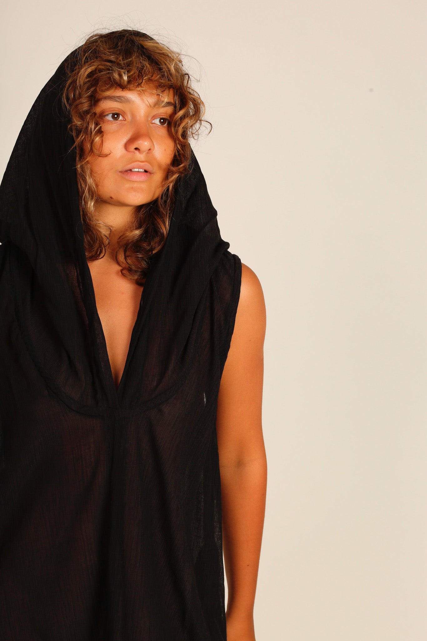 BLACK COTTON HOODIE DRESS SHARA - BANGKOK TAILOR CLOTHING STORE - HANDMADE CLOTHING