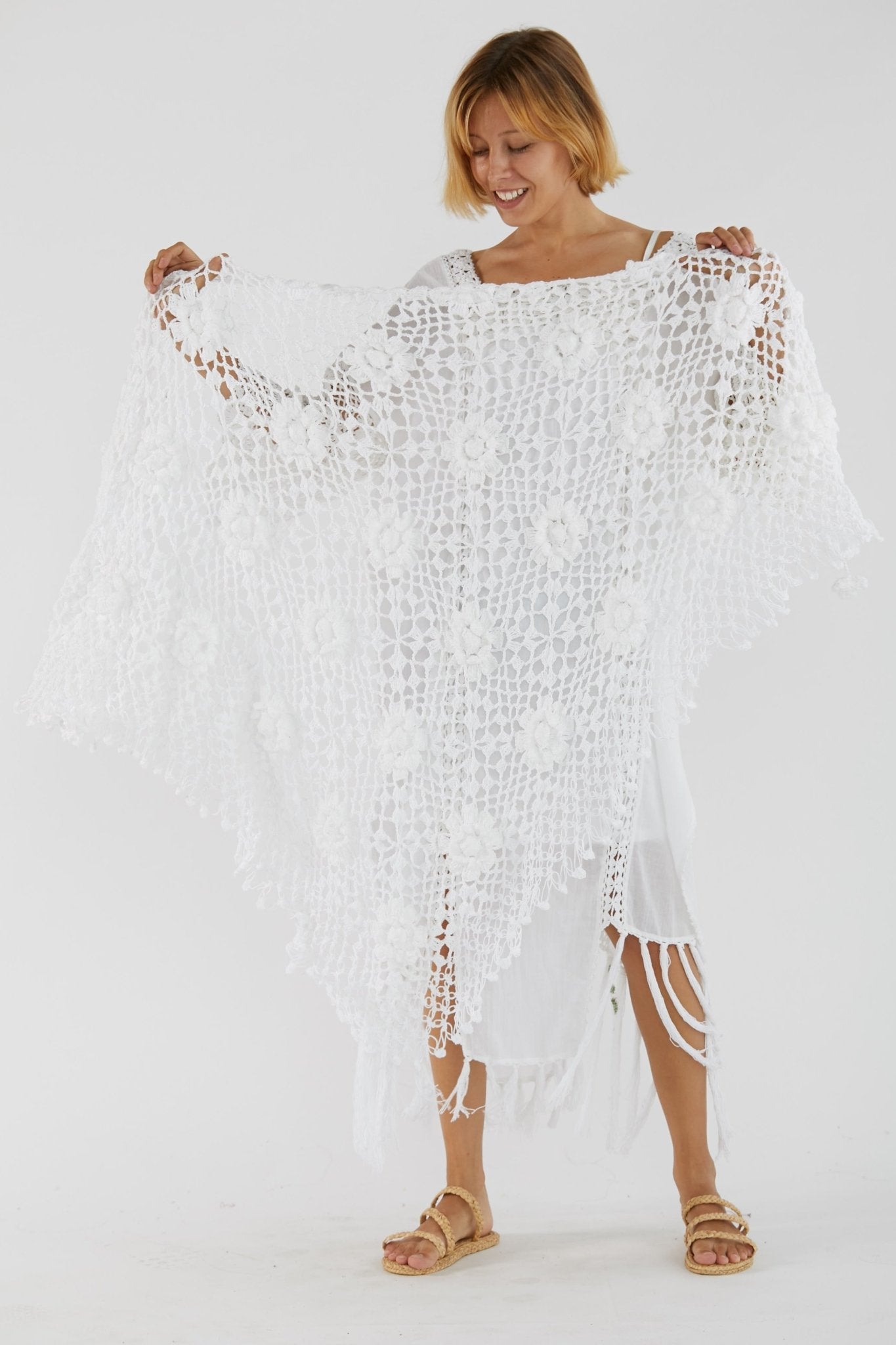 Bobo Chic Crochet Cardigan Coco / White - BANGKOK TAILOR CLOTHING STORE - HANDMADE CLOTHING