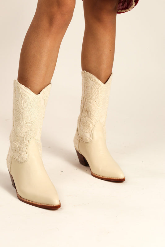 CREAM WEDDING BOOTS LACE SEQUIN DETAIL - BANGKOK TAILOR CLOTHING STORE - HANDMADE CLOTHING