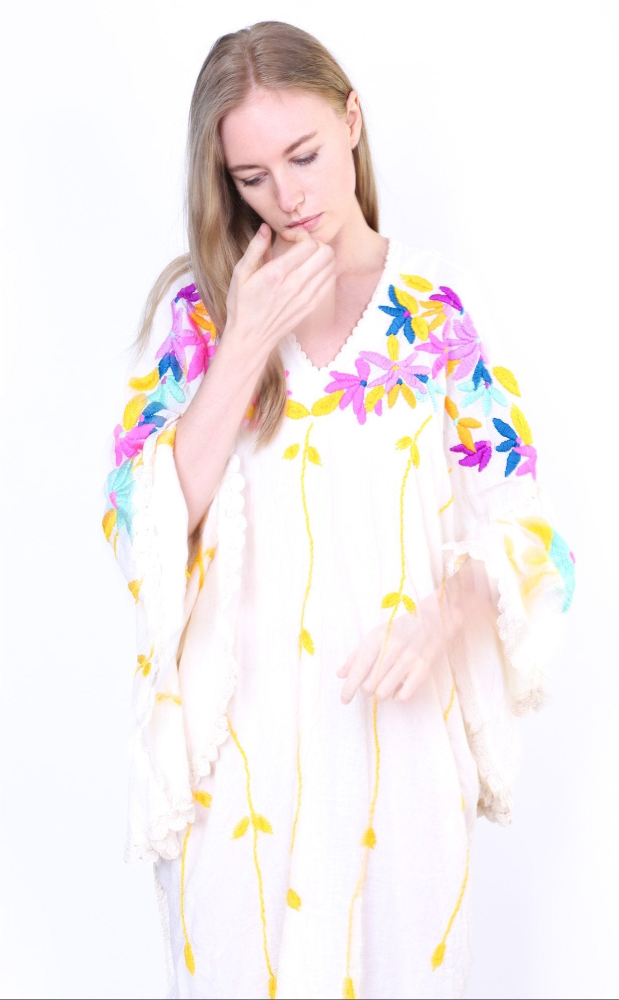 DON’T WANT SUMMER TO END EMBROIDERED KAFTAN KYRA - BANGKOK TAILOR CLOTHING STORE - HANDMADE CLOTHING