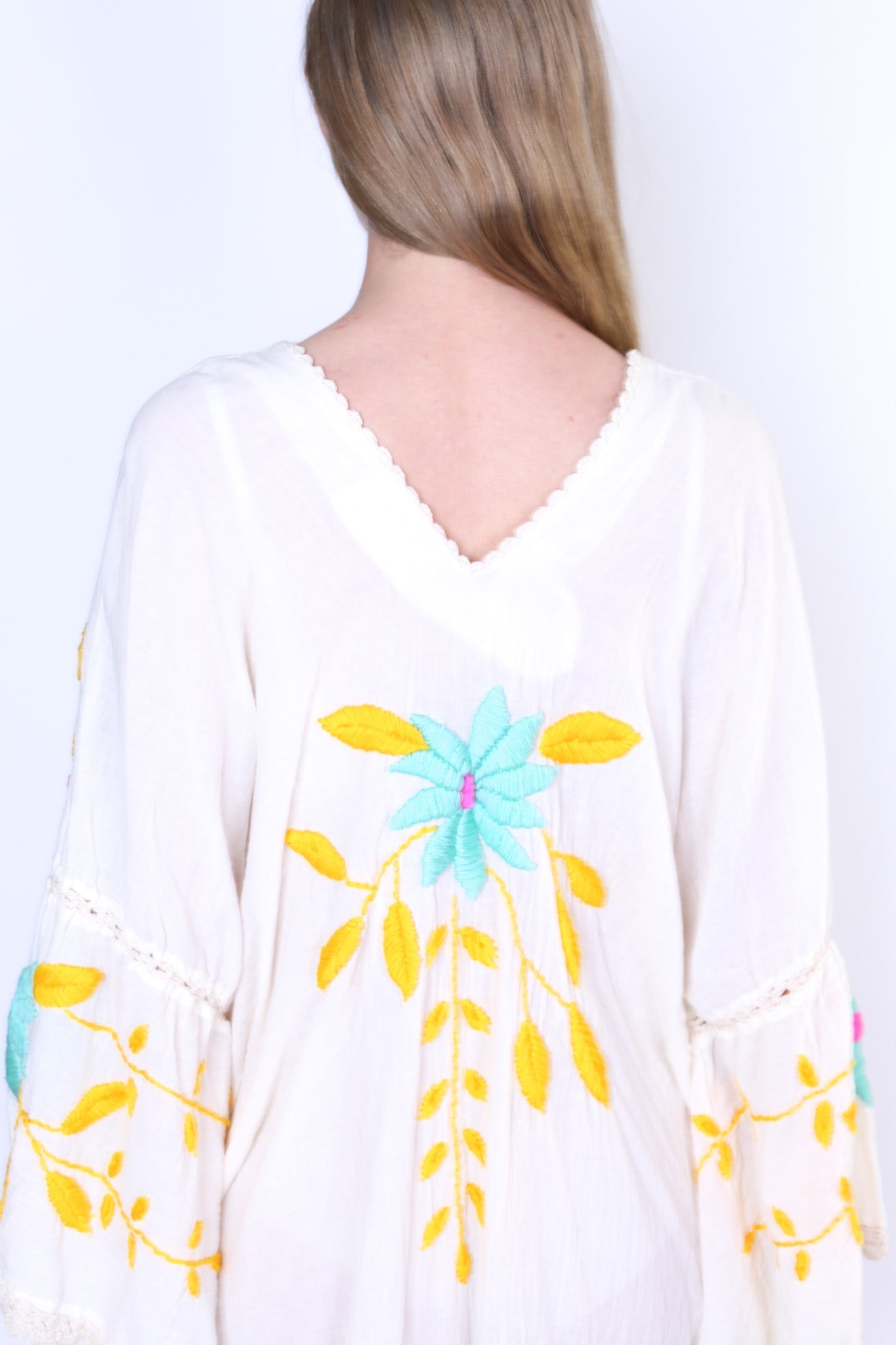 DON’T WANT SUMMER TO END EMBROIDERED KAFTAN KYRA - BANGKOK TAILOR CLOTHING STORE - HANDMADE CLOTHING