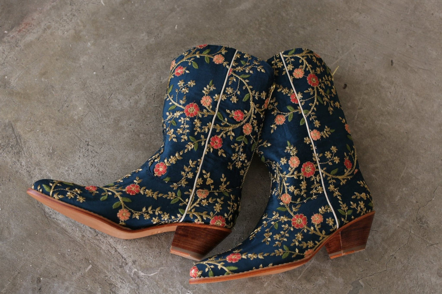 ELOISE EMBROIDERED ANKLE BOOTS - BANGKOK TAILOR CLOTHING STORE - HANDMADE CLOTHING