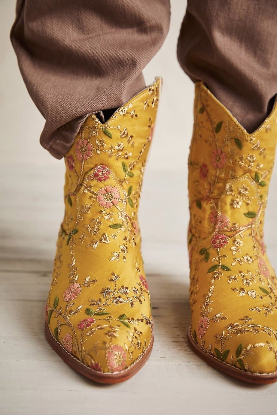 ELOISE EMBROIDERED ANKLE BOOTS - BANGKOK TAILOR CLOTHING STORE - HANDMADE CLOTHING