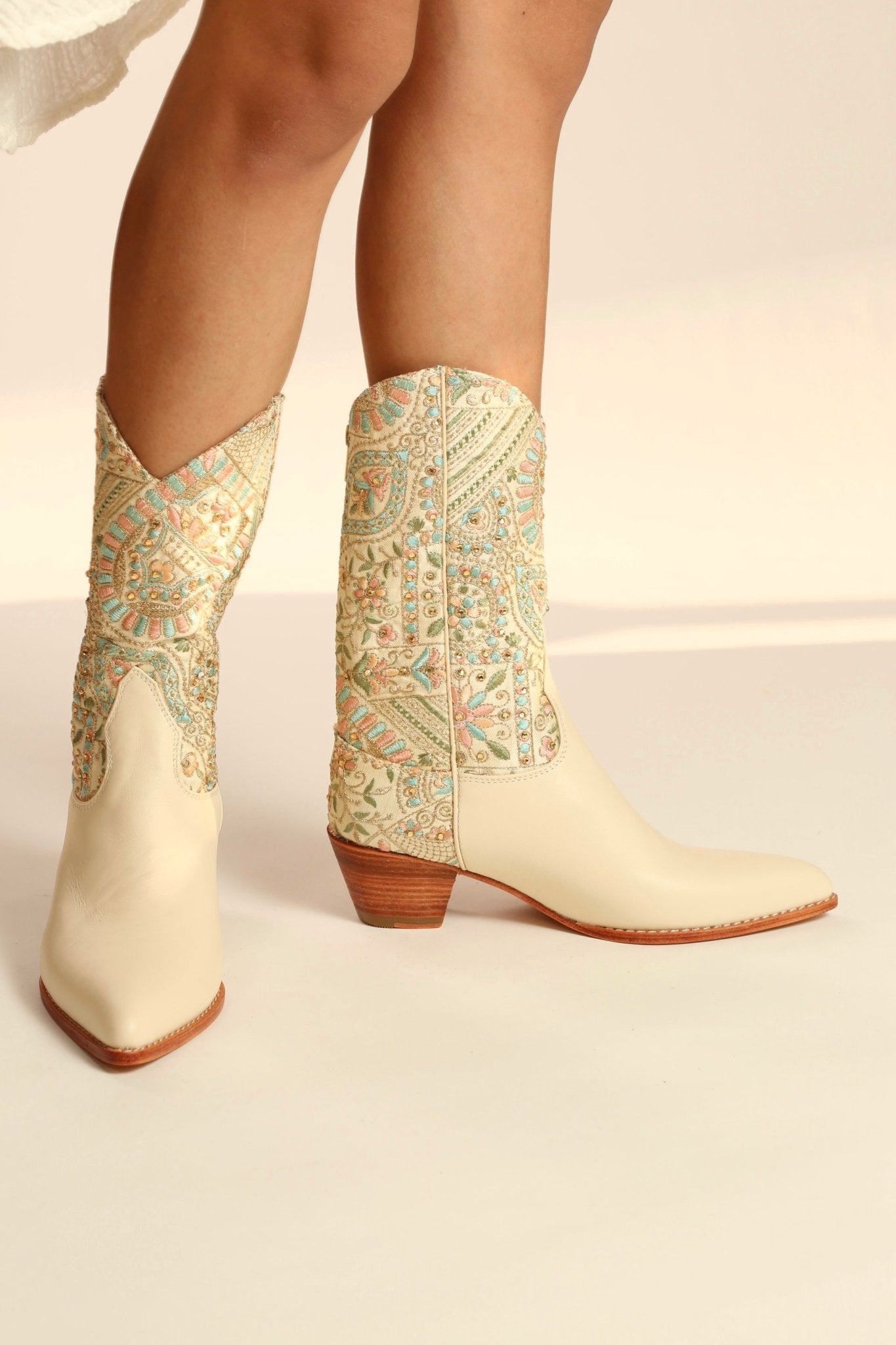 EMBELLISHED EMBROIDERED SILK WESTERN BOOTS MILTON - BANGKOK TAILOR CLOTHING STORE - HANDMADE CLOTHING