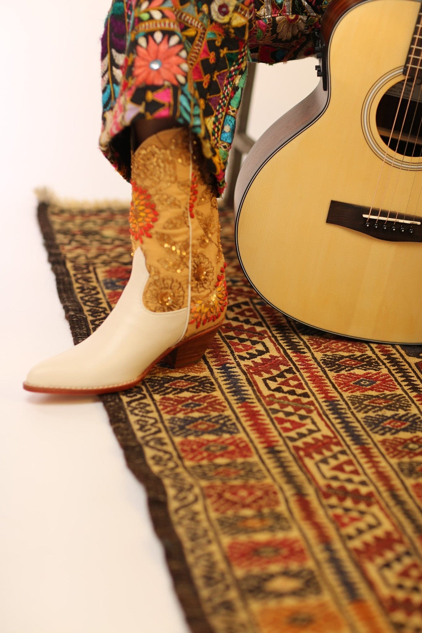 EMBROIDERED BOOTS ABBY - BANGKOK TAILOR CLOTHING STORE - HANDMADE CLOTHING