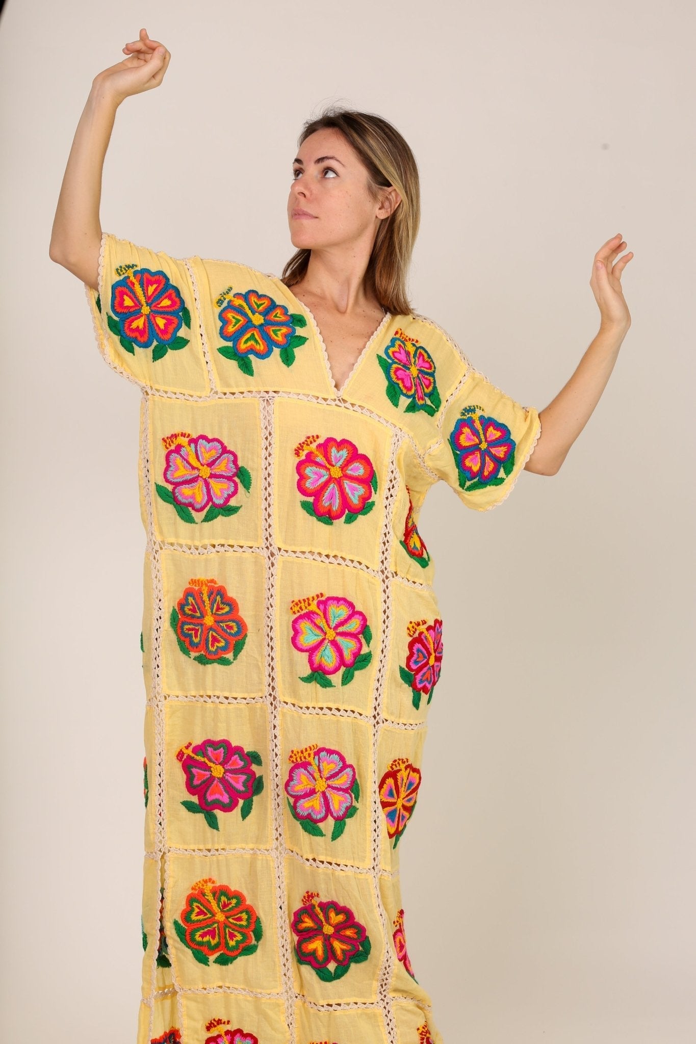 EMBROIDERED KAFTAN DRESS JOSIN - BANGKOK TAILOR CLOTHING STORE - HANDMADE CLOTHING