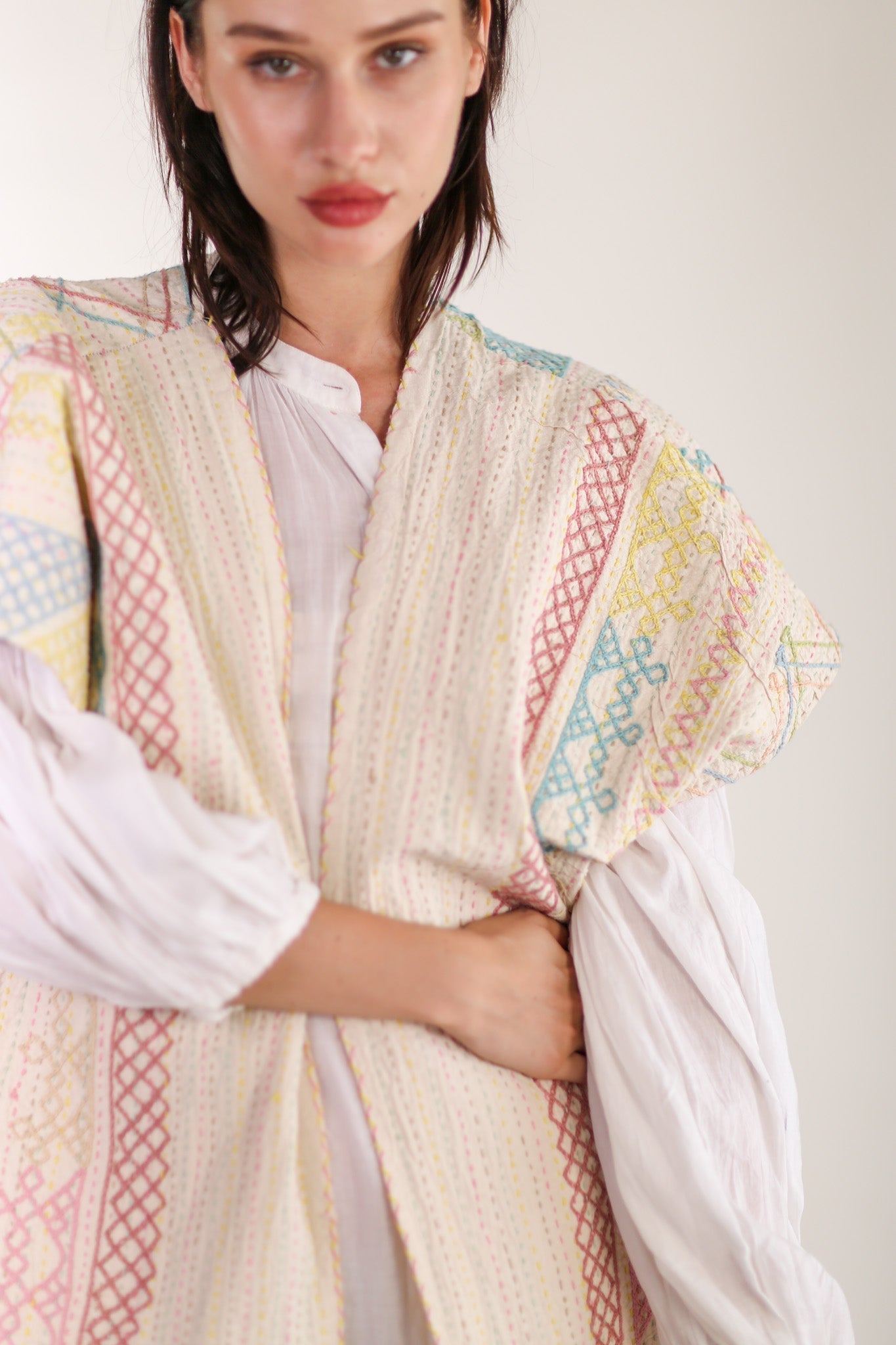 EMBROIDERED KIMONO ANISCHKA - BANGKOK TAILOR CLOTHING STORE - HANDMADE CLOTHING