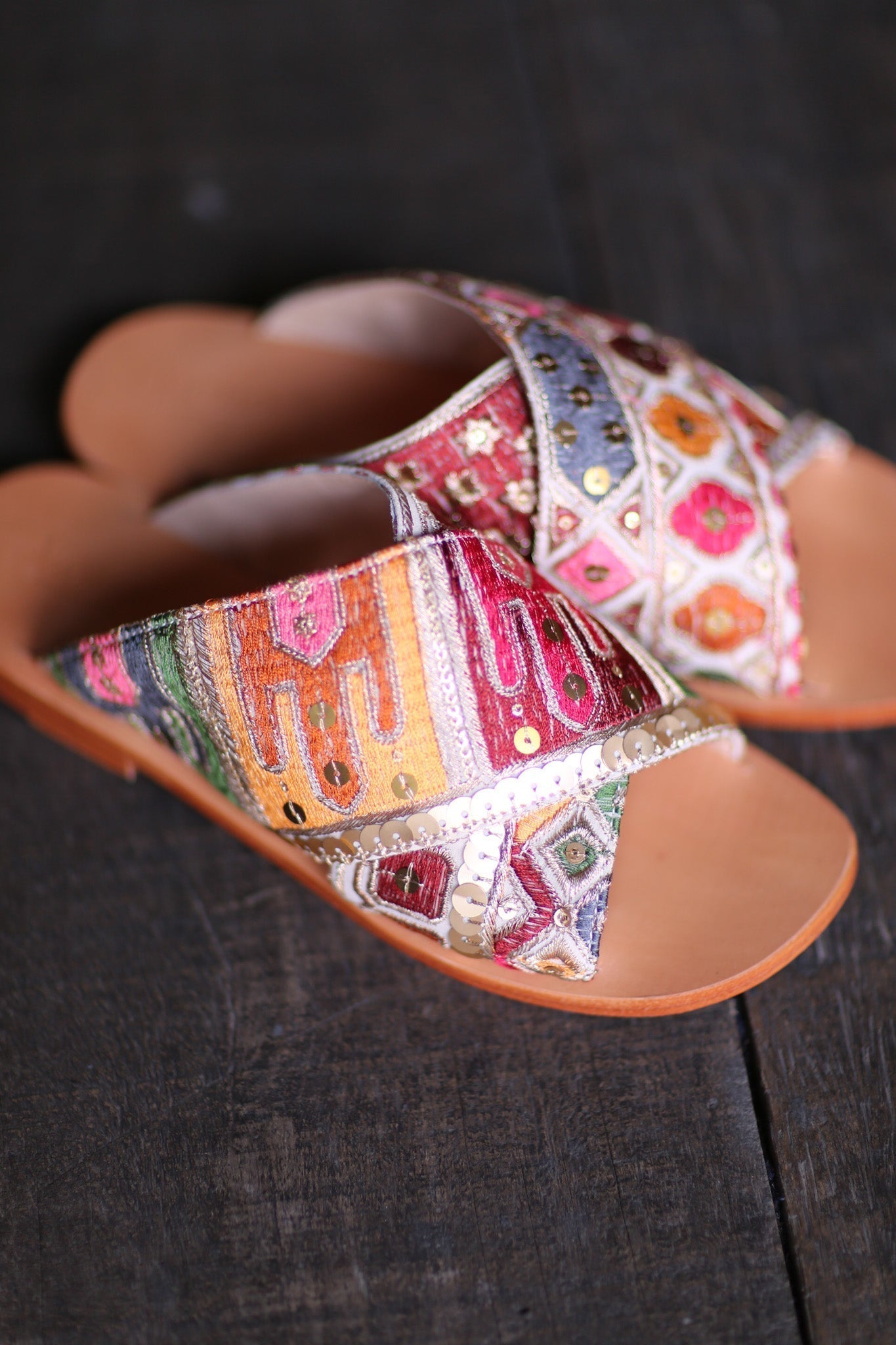 EMBROIDERED LEATHER SLIP ON SANDALS TRIBECA - BANGKOK TAILOR CLOTHING STORE - HANDMADE CLOTHING