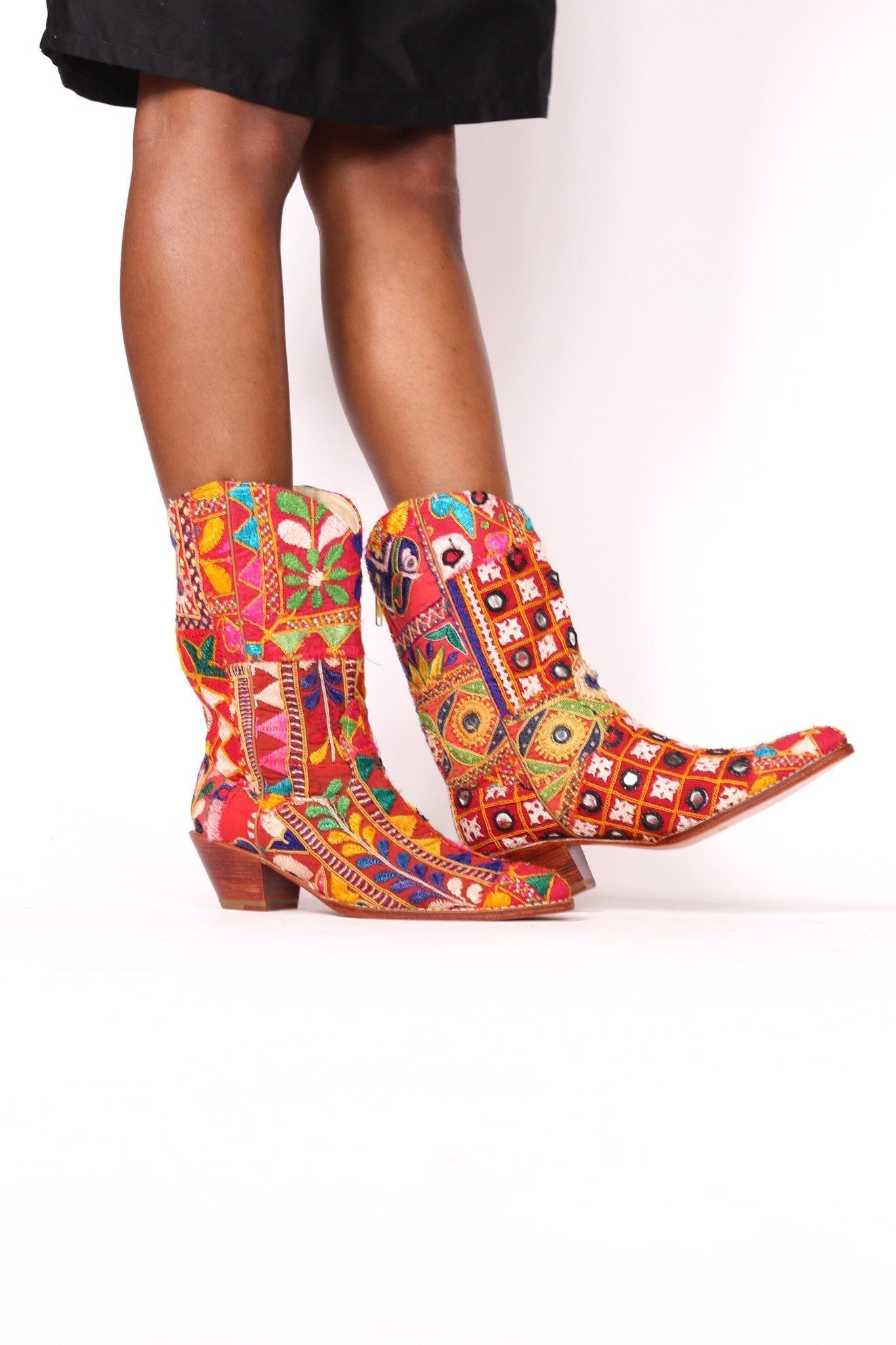 EMBROIDERED PATCHWORK BOOTS SAMSARA - BANGKOK TAILOR CLOTHING STORE - HANDMADE CLOTHING