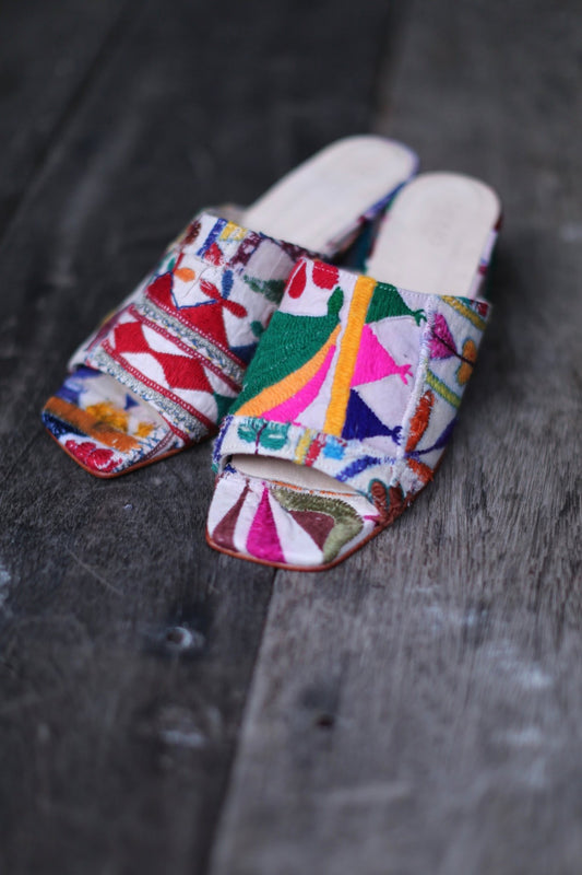 EMBROIDERED PATCHWORK MULES LULU - BANGKOK TAILOR CLOTHING STORE - HANDMADE CLOTHING