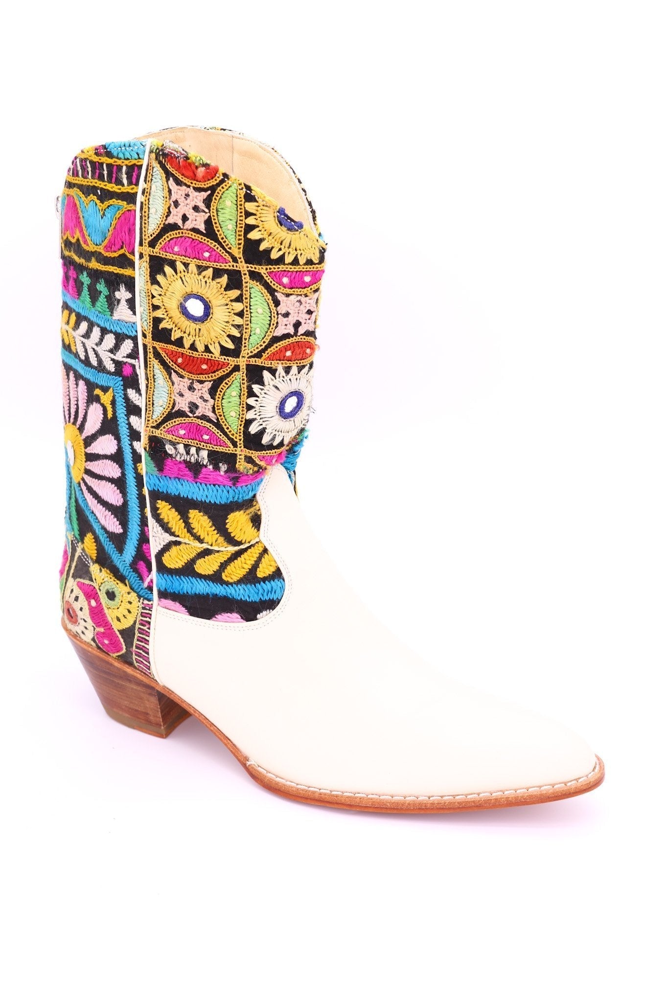 EMBROIDERED PATCHWORK WESTERN BOOTS ANDROMEDA - BANGKOK TAILOR CLOTHING STORE - HANDMADE CLOTHING