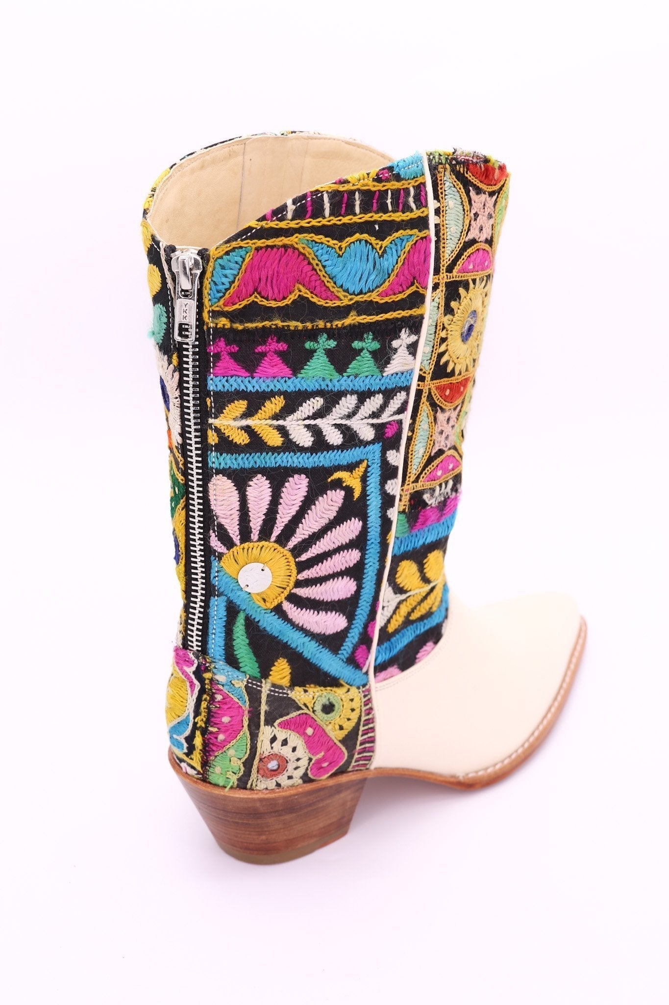 EMBROIDERED PATCHWORK WESTERN BOOTS ANDROMEDA - BANGKOK TAILOR CLOTHING STORE - HANDMADE CLOTHING