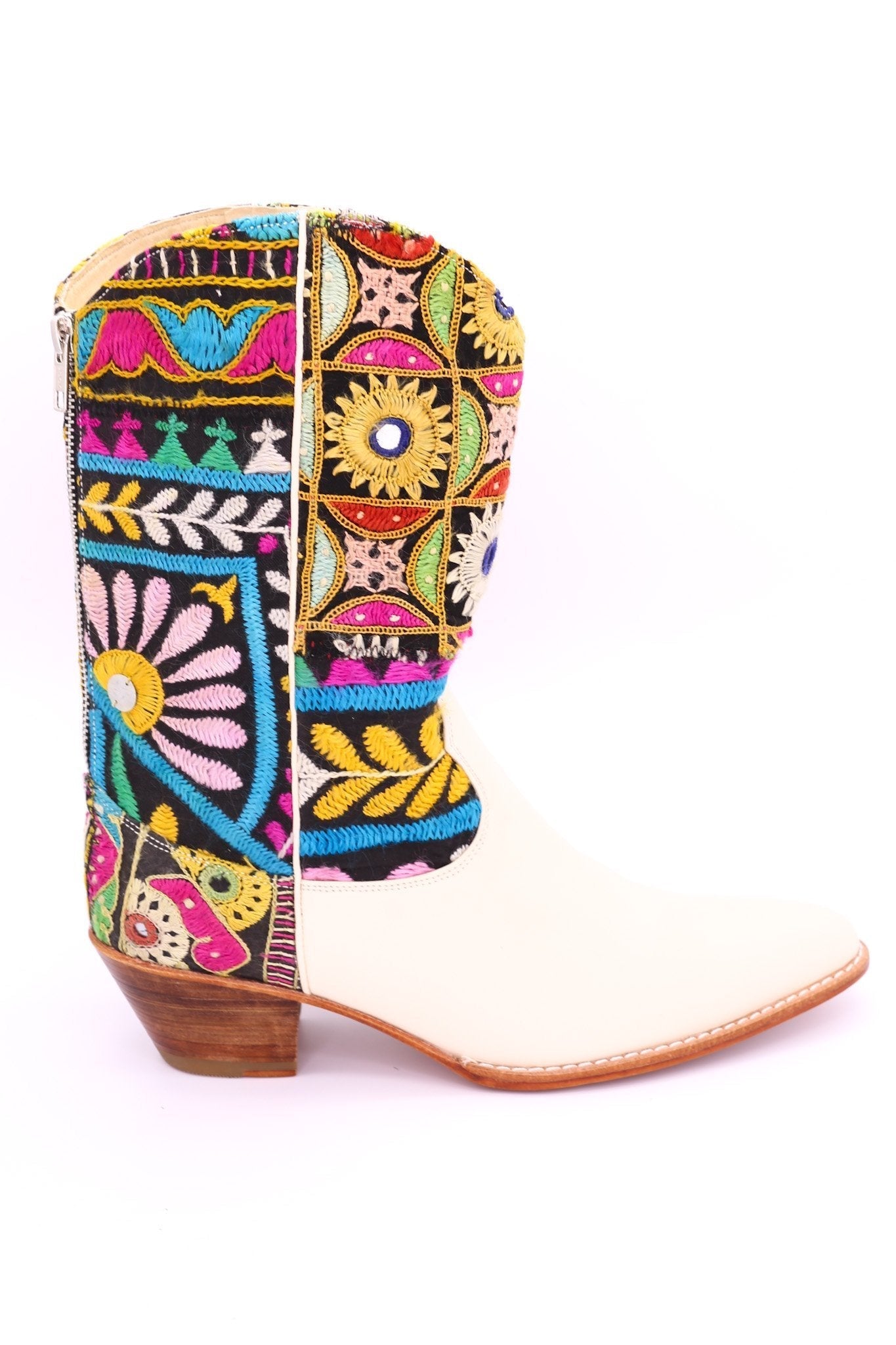 EMBROIDERED PATCHWORK WESTERN BOOTS ANDROMEDA - BANGKOK TAILOR CLOTHING STORE - HANDMADE CLOTHING