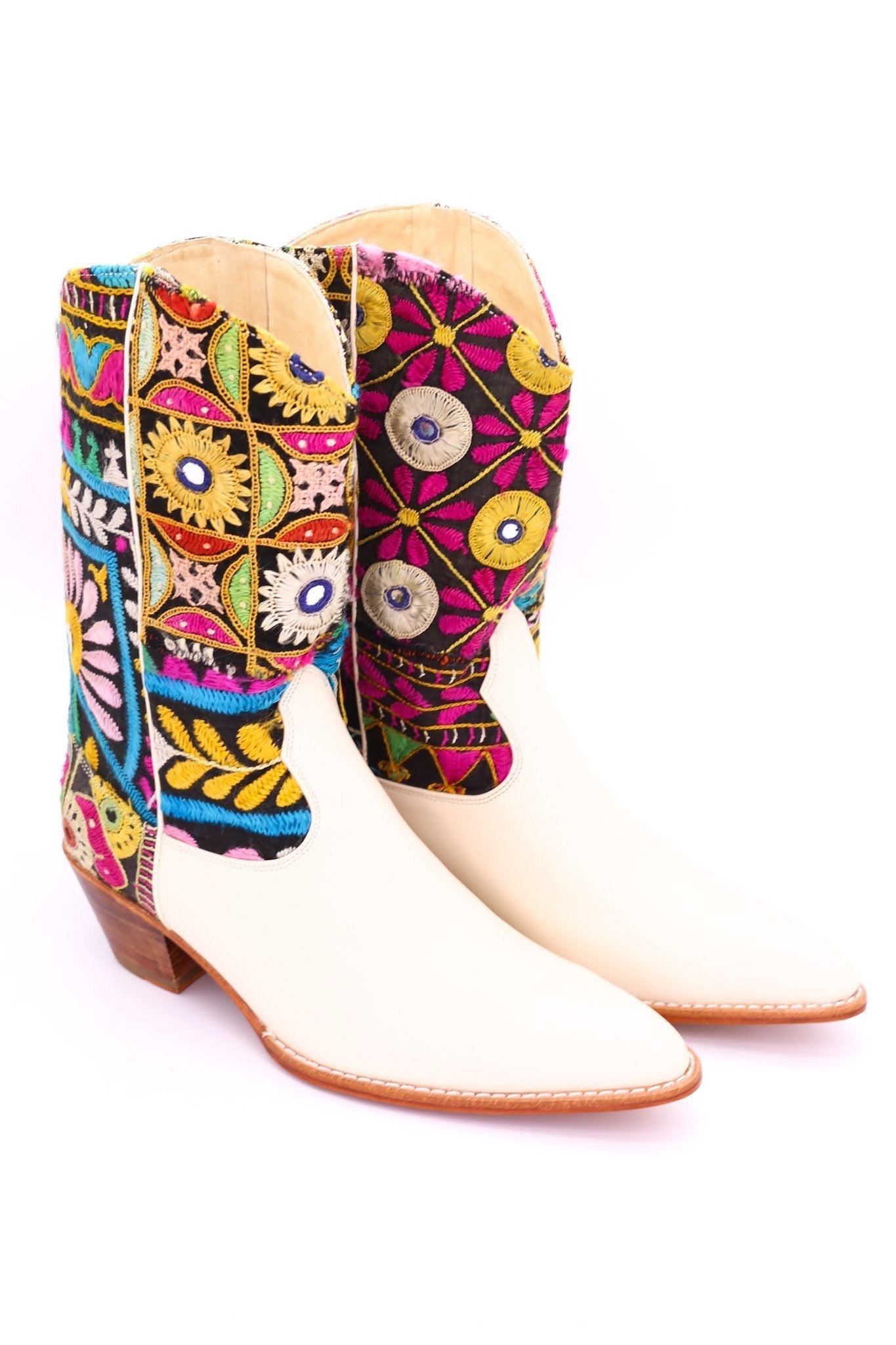 EMBROIDERED PATCHWORK WESTERN BOOTS ANDROMEDA - BANGKOK TAILOR CLOTHING STORE - HANDMADE CLOTHING