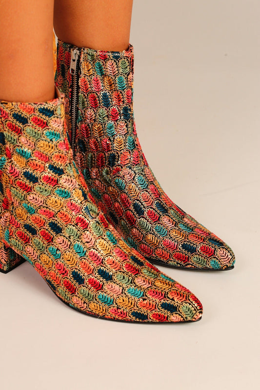 EMBROIDERED SILK BOOTS SHARON - BANGKOK TAILOR CLOTHING STORE - HANDMADE CLOTHING