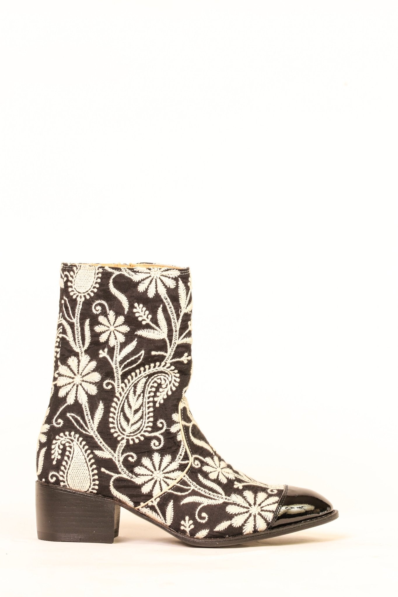 EMBROIDERED SILK PAISLEY BOOTS OWEN - BANGKOK TAILOR CLOTHING STORE - HANDMADE CLOTHING