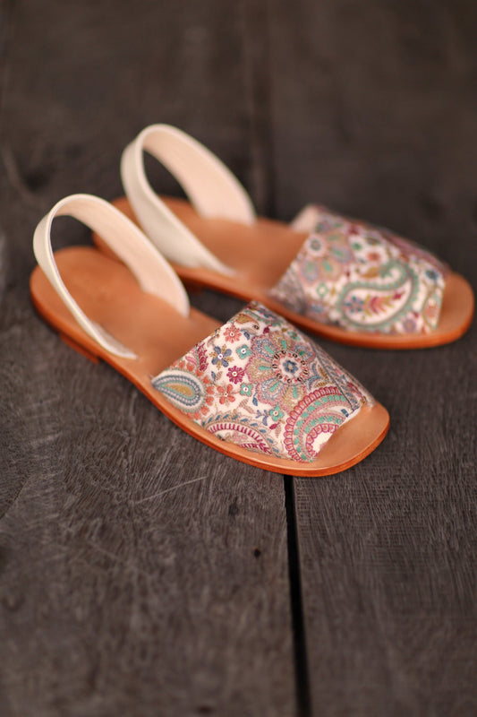 EMBROIDERED SILK SANDALS MARIE - BANGKOK TAILOR CLOTHING STORE - HANDMADE CLOTHING