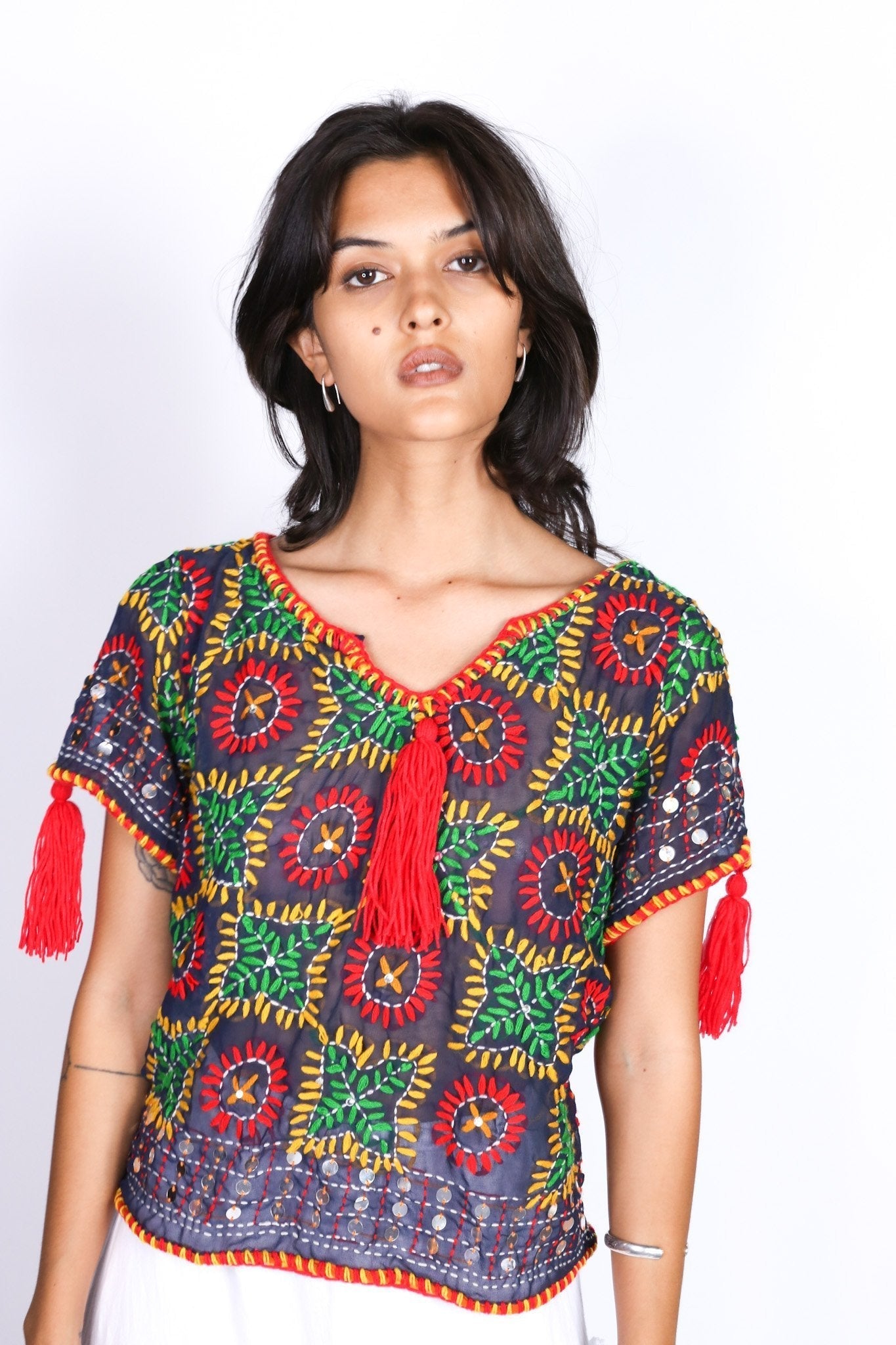 EMBROIDERED TOP JUNIE - BANGKOK TAILOR CLOTHING STORE - HANDMADE CLOTHING