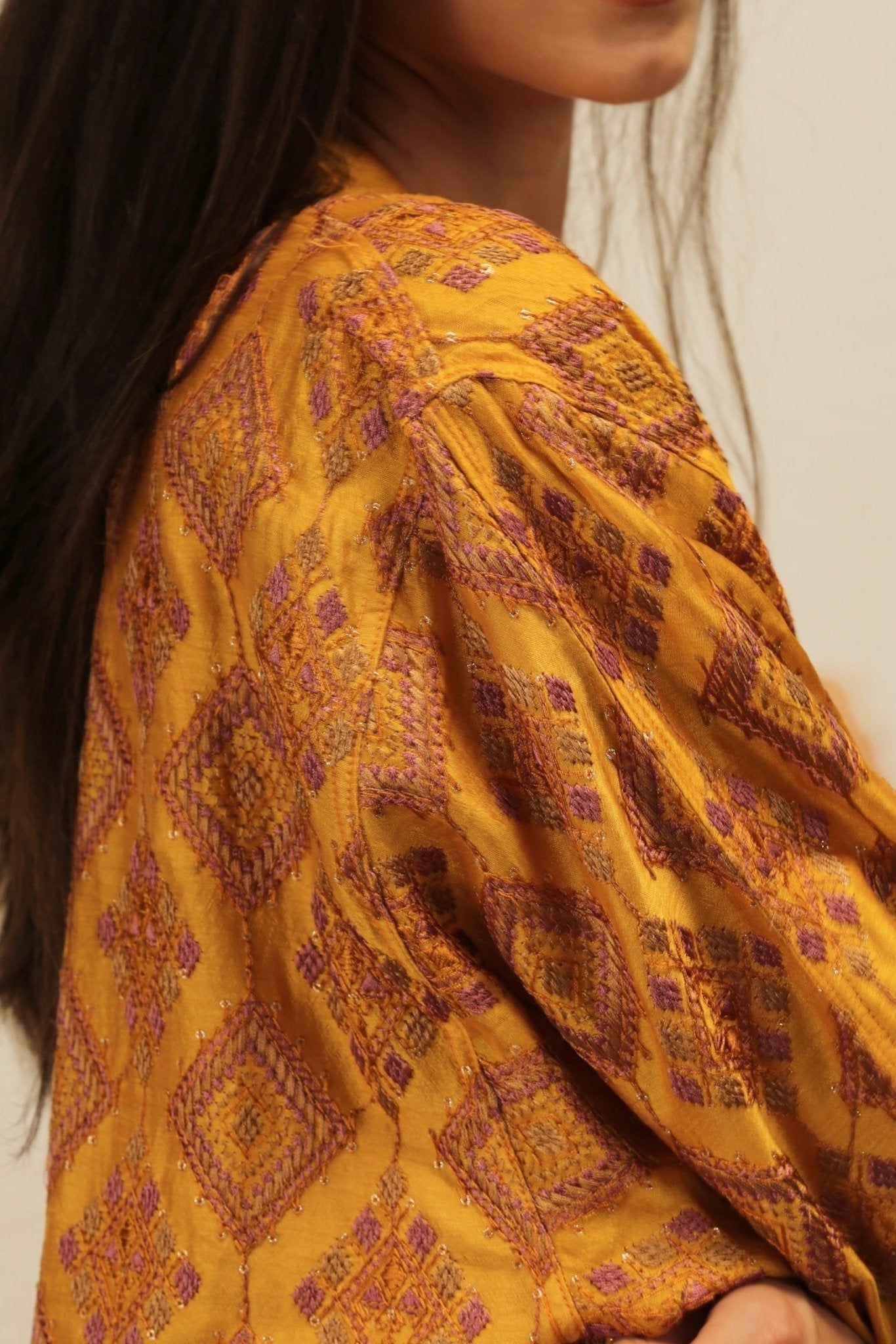 EUPHROSYNE SILK EMBROIDERED KIMONO - BANGKOK TAILOR CLOTHING STORE - HANDMADE CLOTHING