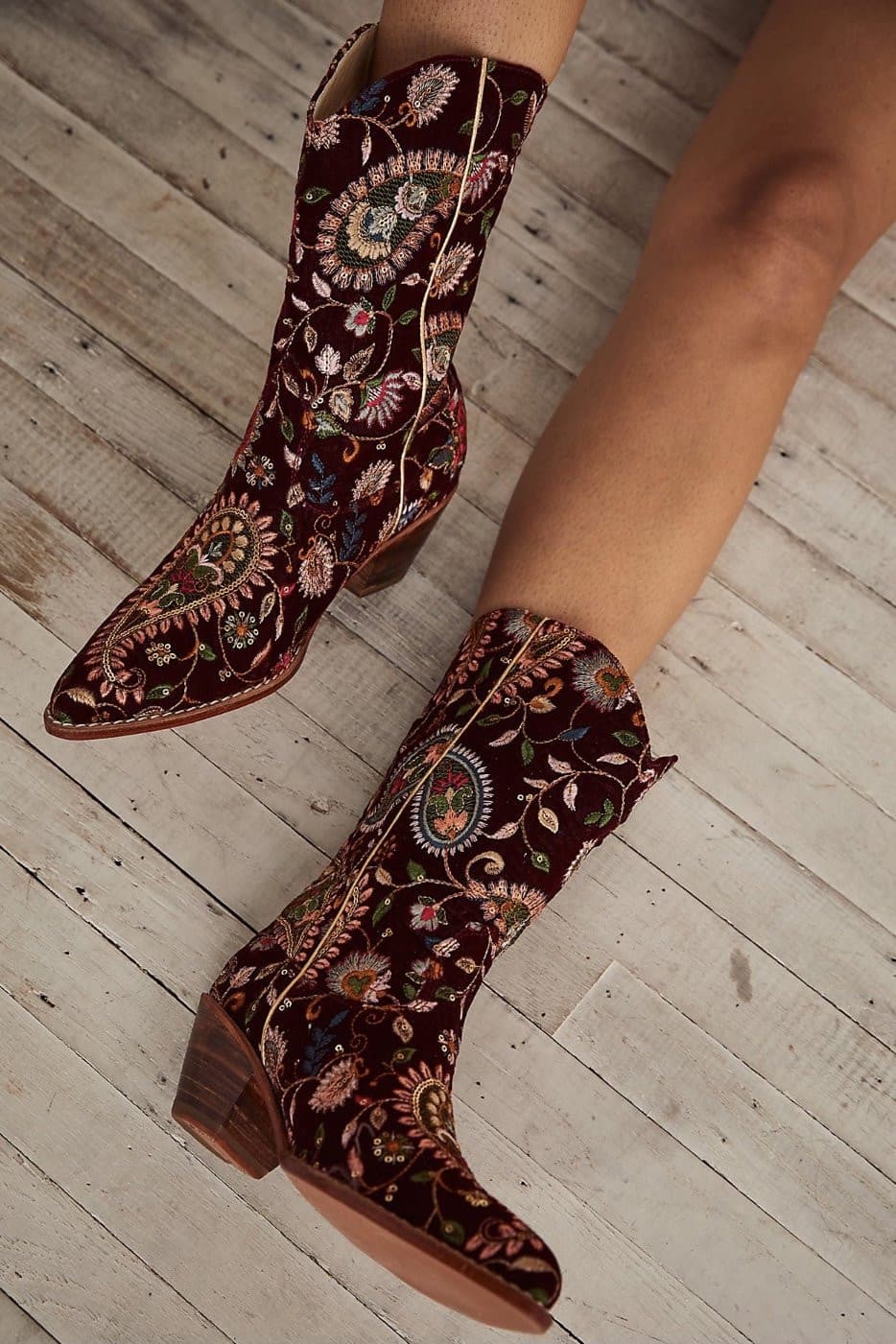 EVY EMBROIDERED VELVET BOOTS - BANGKOK TAILOR CLOTHING STORE - HANDMADE CLOTHING