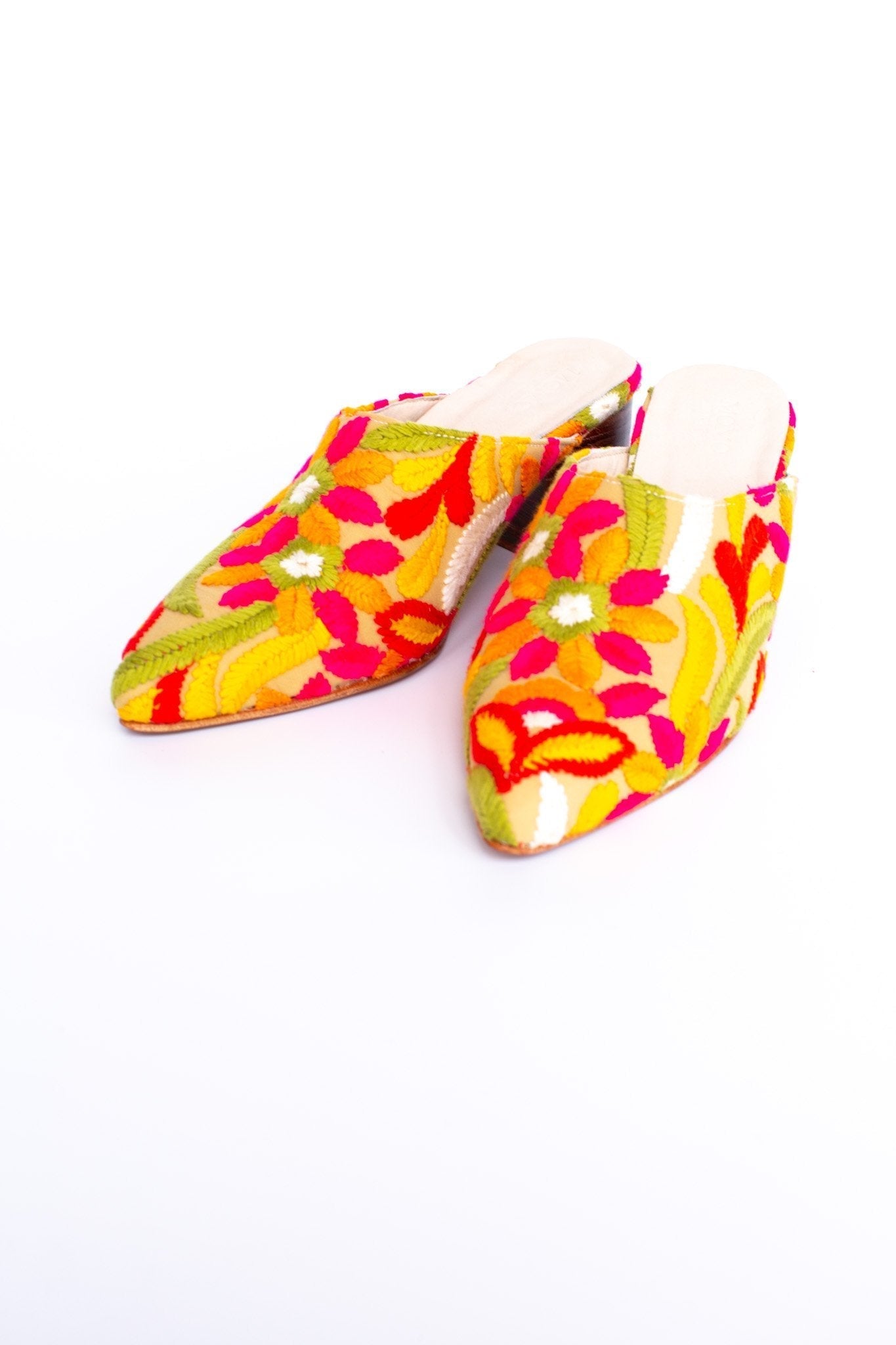 FLOWER EMBROIDERED MULES ELLIE - BANGKOK TAILOR CLOTHING STORE - HANDMADE CLOTHING