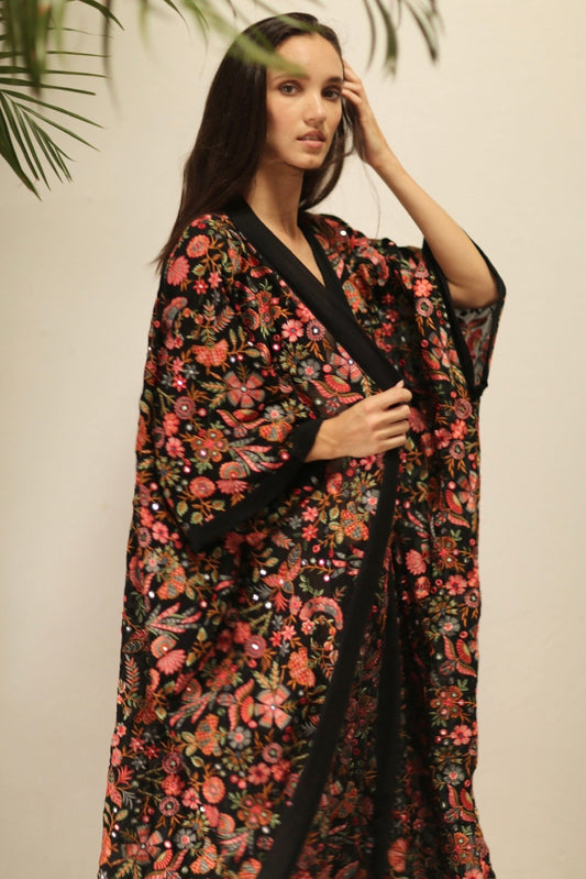 GAIA SILK FLOWER EBMROIDERD KIMONO - BANGKOK TAILOR CLOTHING STORE - HANDMADE CLOTHING