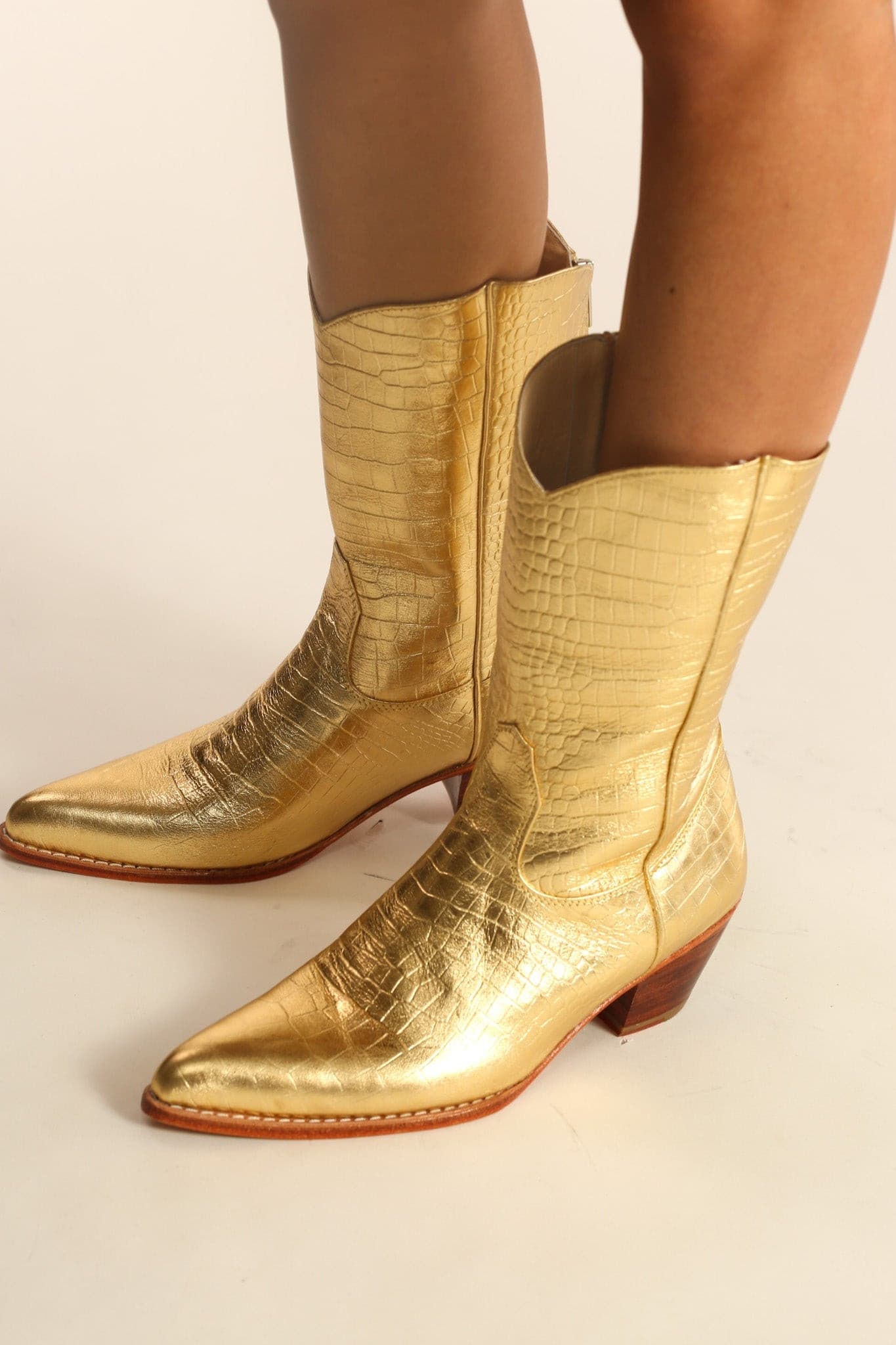 GOLDEN LEATHER WESTERN BOOTS SALA - BANGKOK TAILOR CLOTHING STORE - HANDMADE CLOTHING