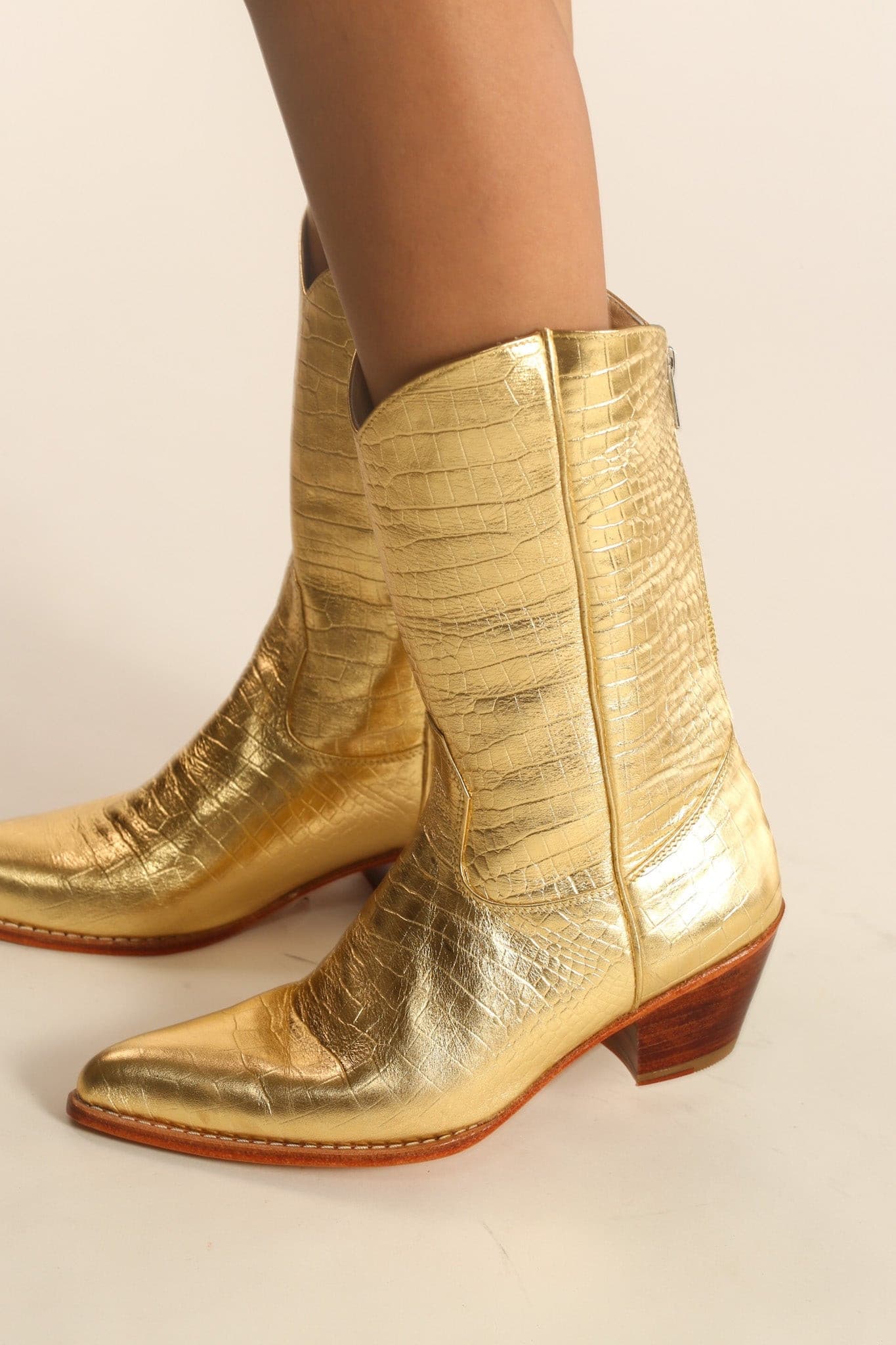 GOLDEN LEATHER WESTERN BOOTS SALA - BANGKOK TAILOR CLOTHING STORE - HANDMADE CLOTHING