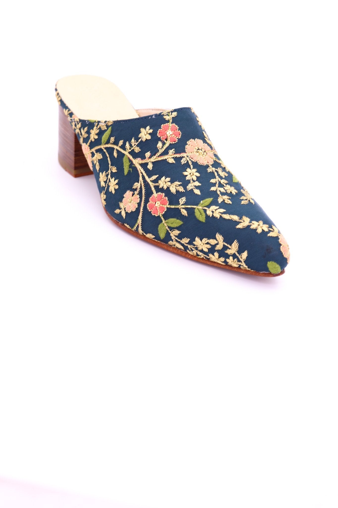 HEELED MULES MOMO X ANTHROPOLOGIE - BANGKOK TAILOR CLOTHING STORE - HANDMADE CLOTHING